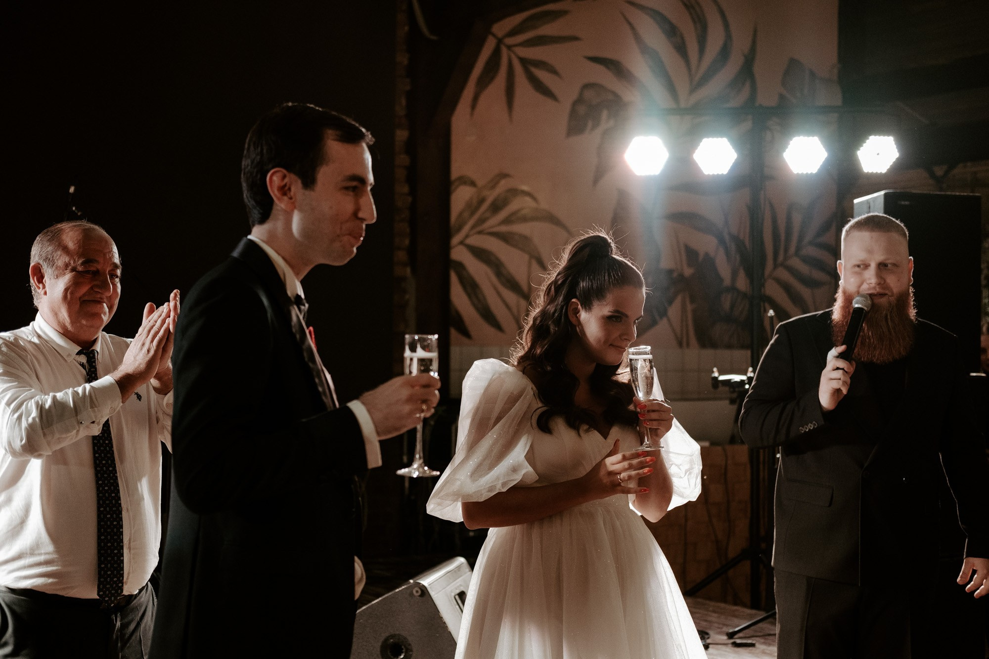 Позовем всех?. Свадебный фотограф Александра Тюлякова