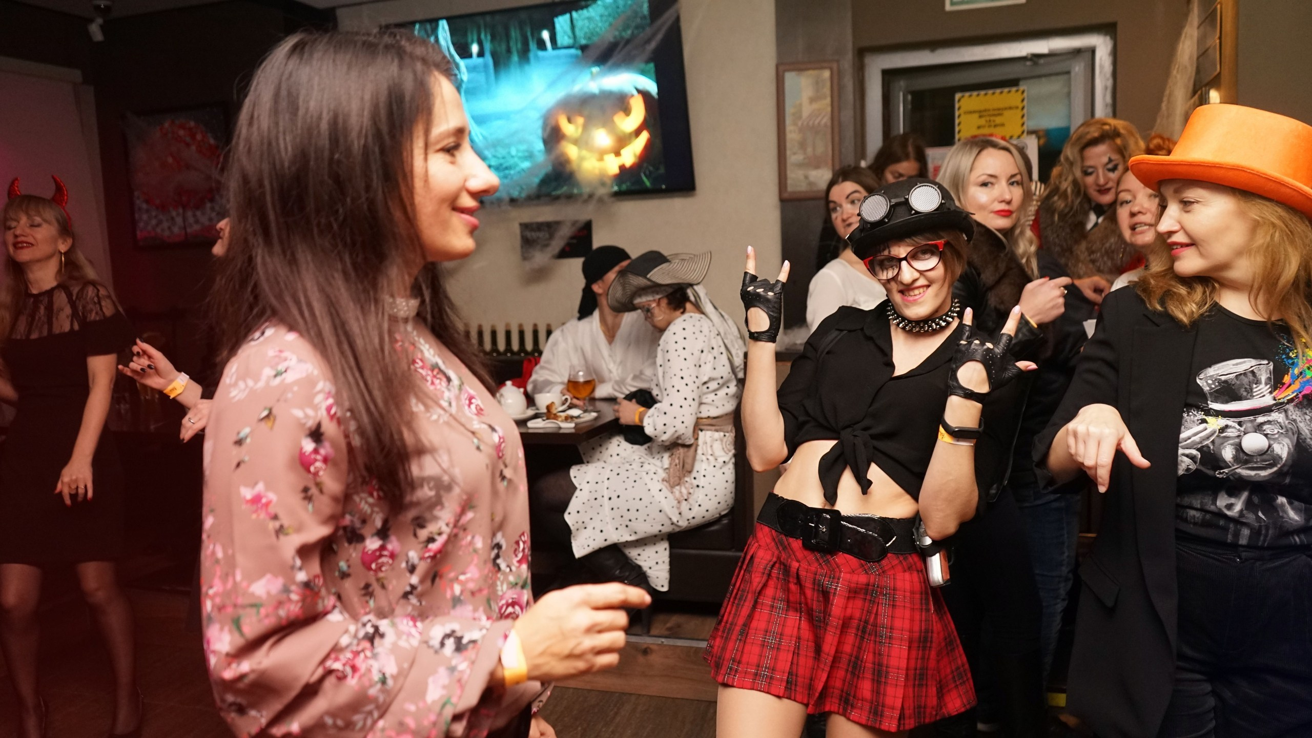 Патихардия. Клубная вечеринка | 31.10.20. Галерея Фантим