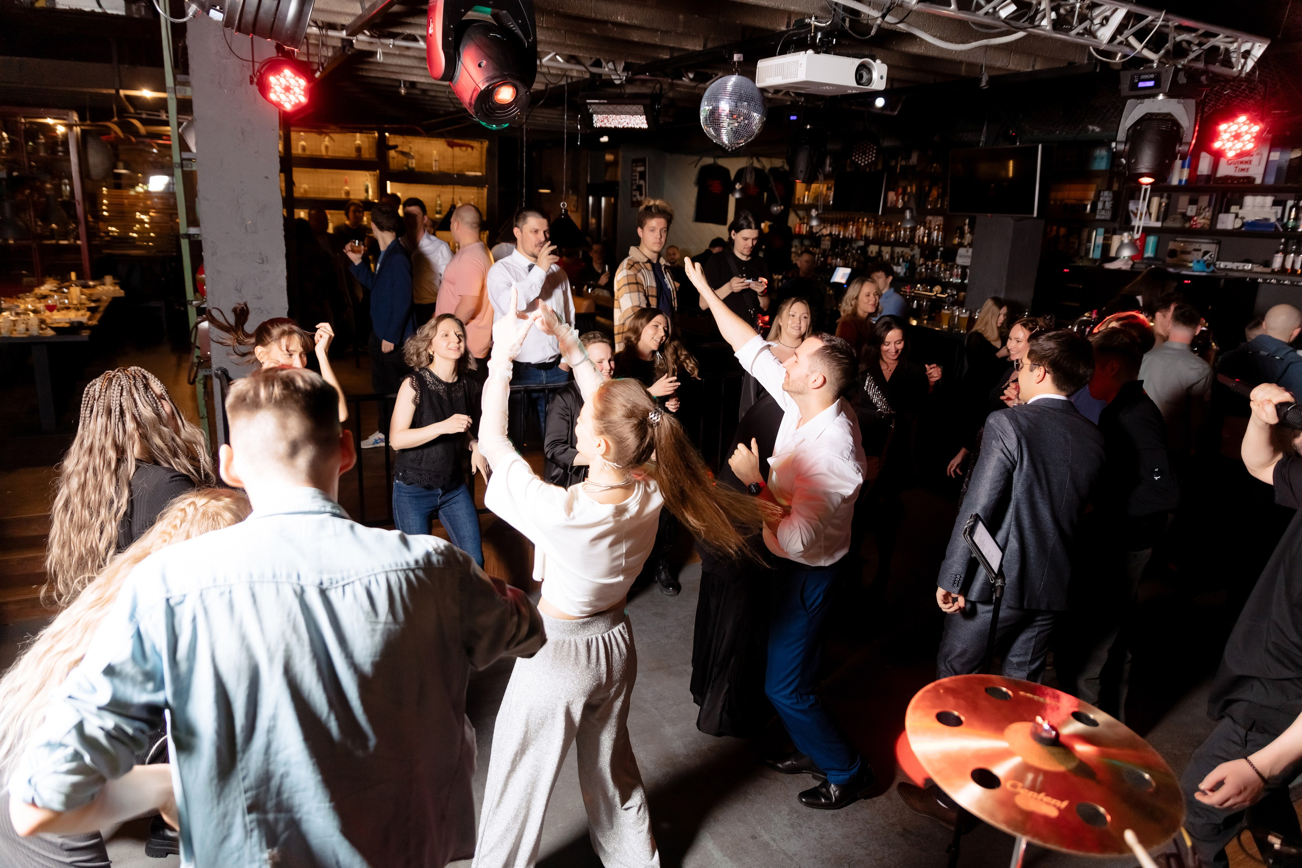 КОПРОРАТ: Юпитер 5. Все фото. Профессиональный фотограф в Ижевске Леша Петров