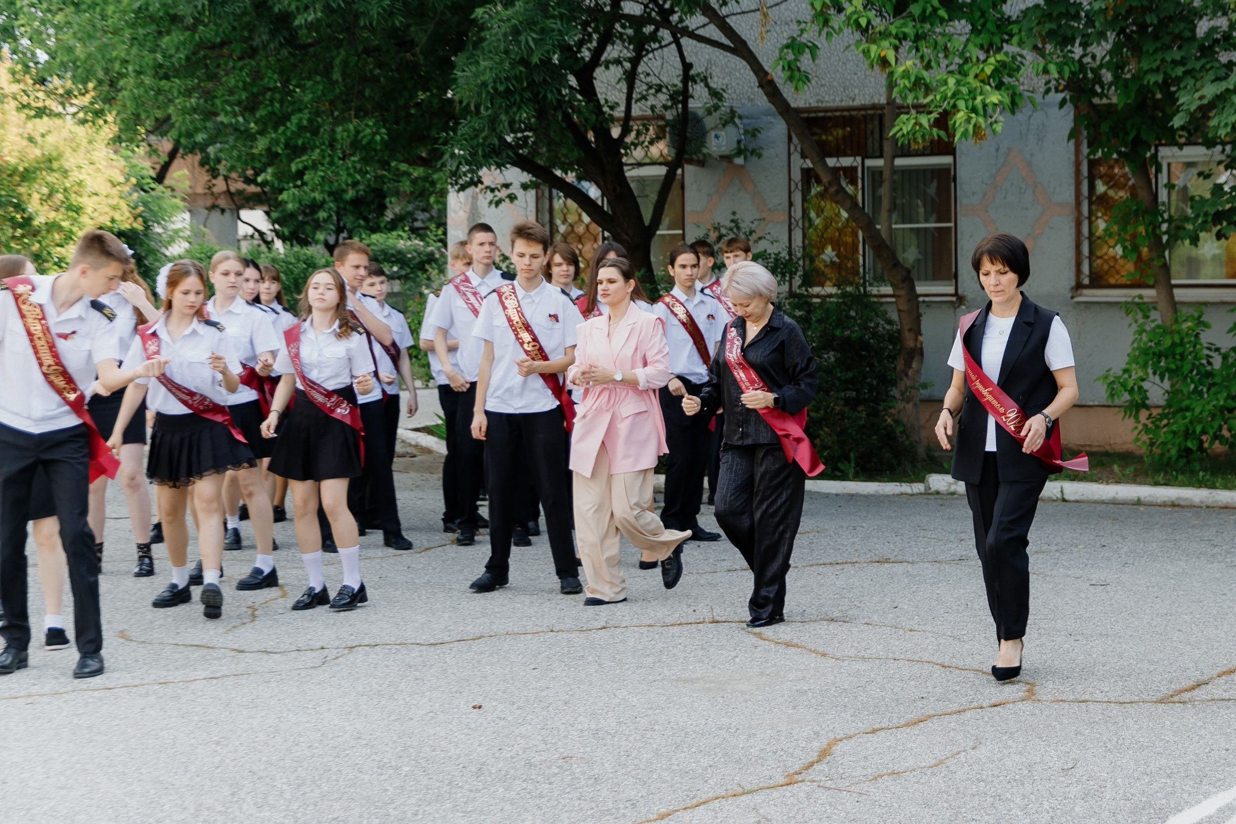 9 класс 33 школа. Выпускные альбомы Натальи Бутко: Новороссийск, Анапа, Геленджик