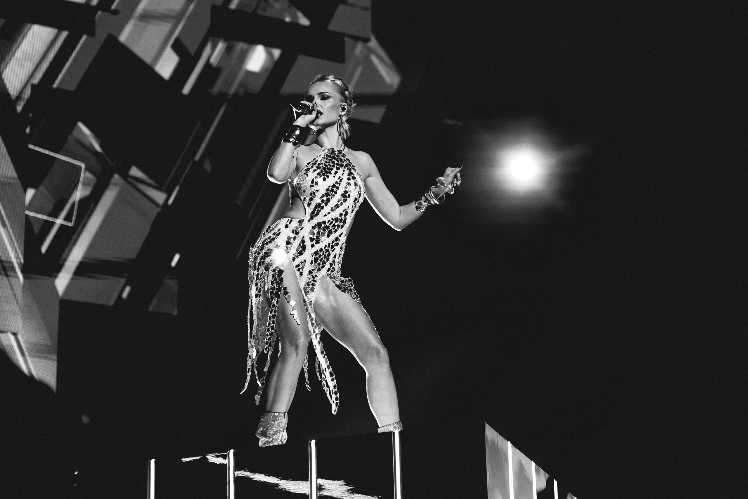 BIG LOVE SHOW 2025/ БИГ ЛАВ ШОУ 2025. ЛАВ РАДИО. ФОТОГРАФ МОСКВА. КОНЦЕРТ. АРЕНА LIVE.  КЛАВА КОКА. ЛЕША СВИК. МАРИ КРАЙМБРЕРИ. ДИМА БИЛАН. ОЛЬГА БУЗОВА. ЛЮСЯ ЧЕБОТИНА. ВАНЯ ДМИТРИЕНКО. ЮЛИАННА КАРАУЛОВА. ХАННА. ЮЛИЯ ПАРШУТА. ХАБИБ. NILETTO. ARTIC & ASTI