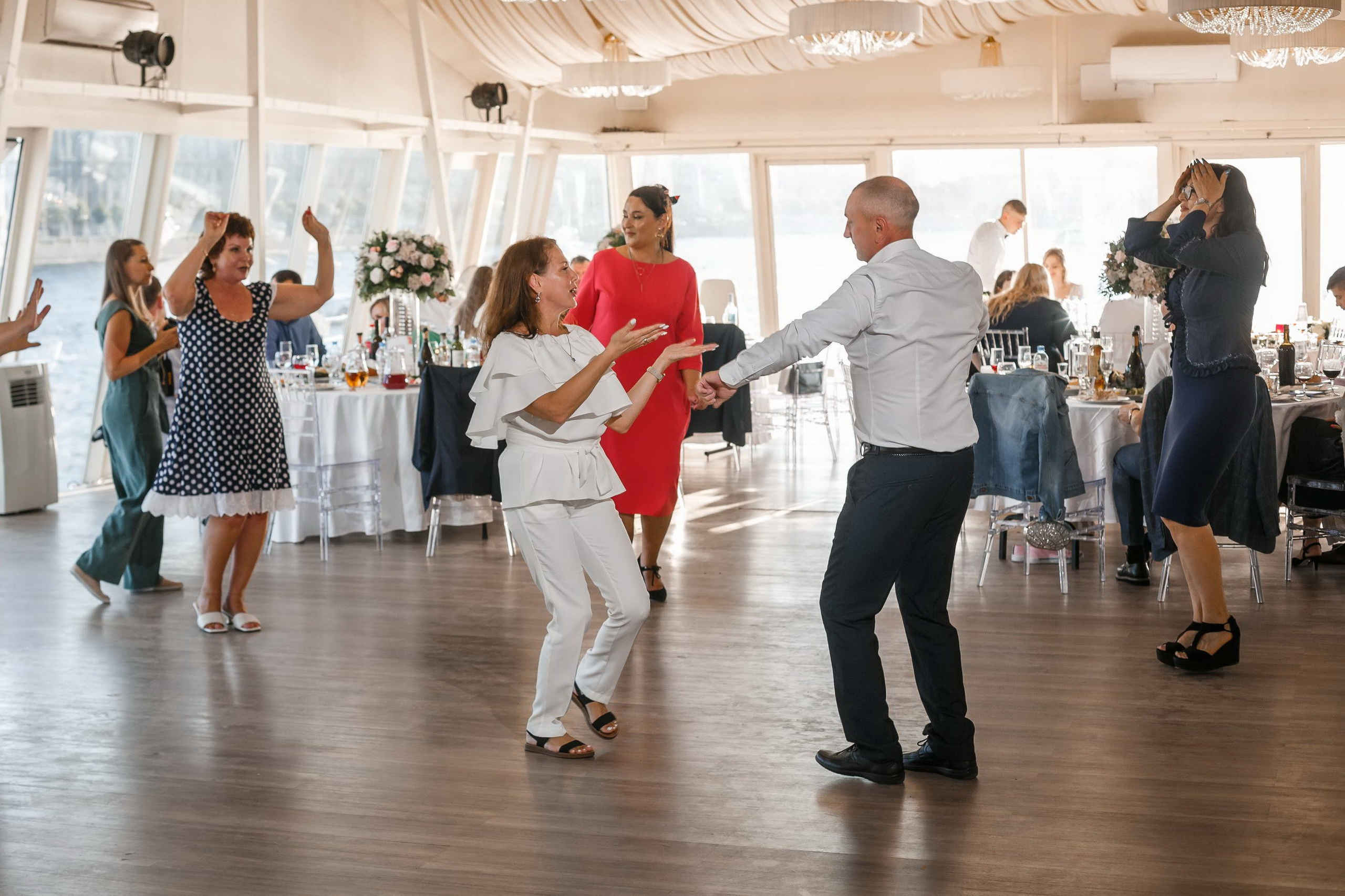 Венчание и свадьба. Свадебный фотограф Игорь Брундасов 8PHOTO на свадьбу венчание загс СПб