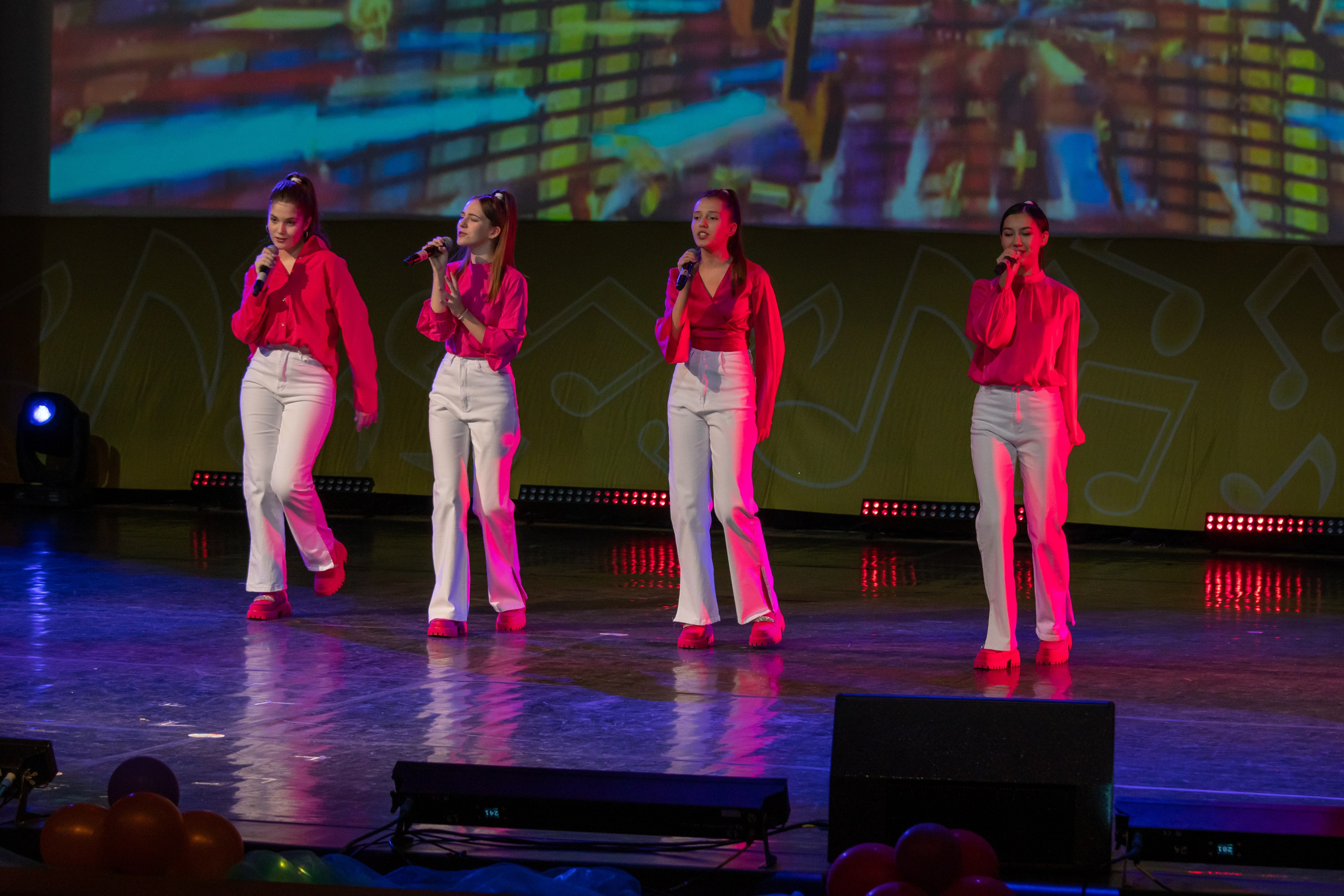 Съёмка концерта для Домисольки, большой концертный зал Космос. «Студия DRONAVT`s» — видеосъёмка и фотография г. Москва