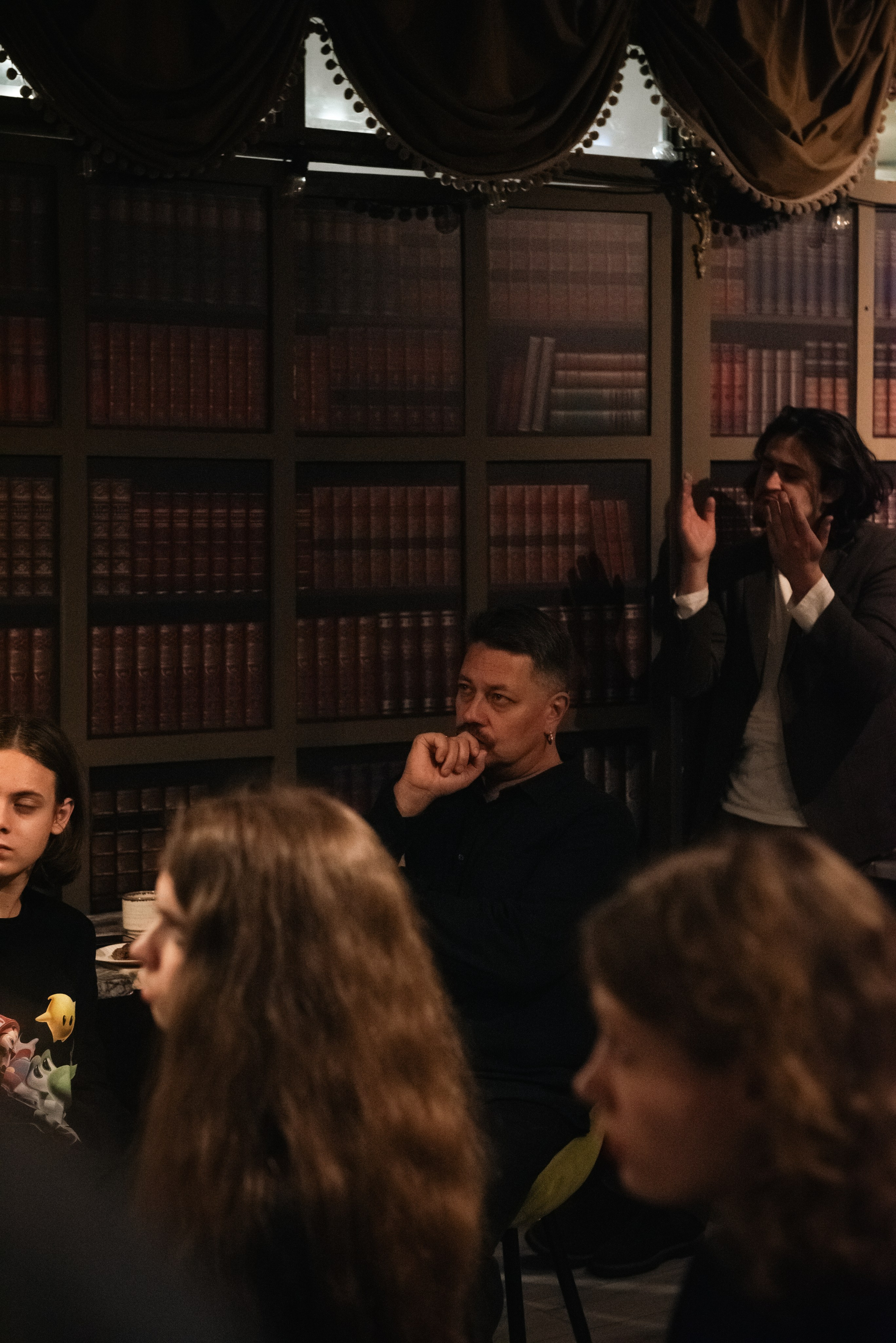 Брюсов-холл, премьера фильма. Фотограф, визажист. Москва