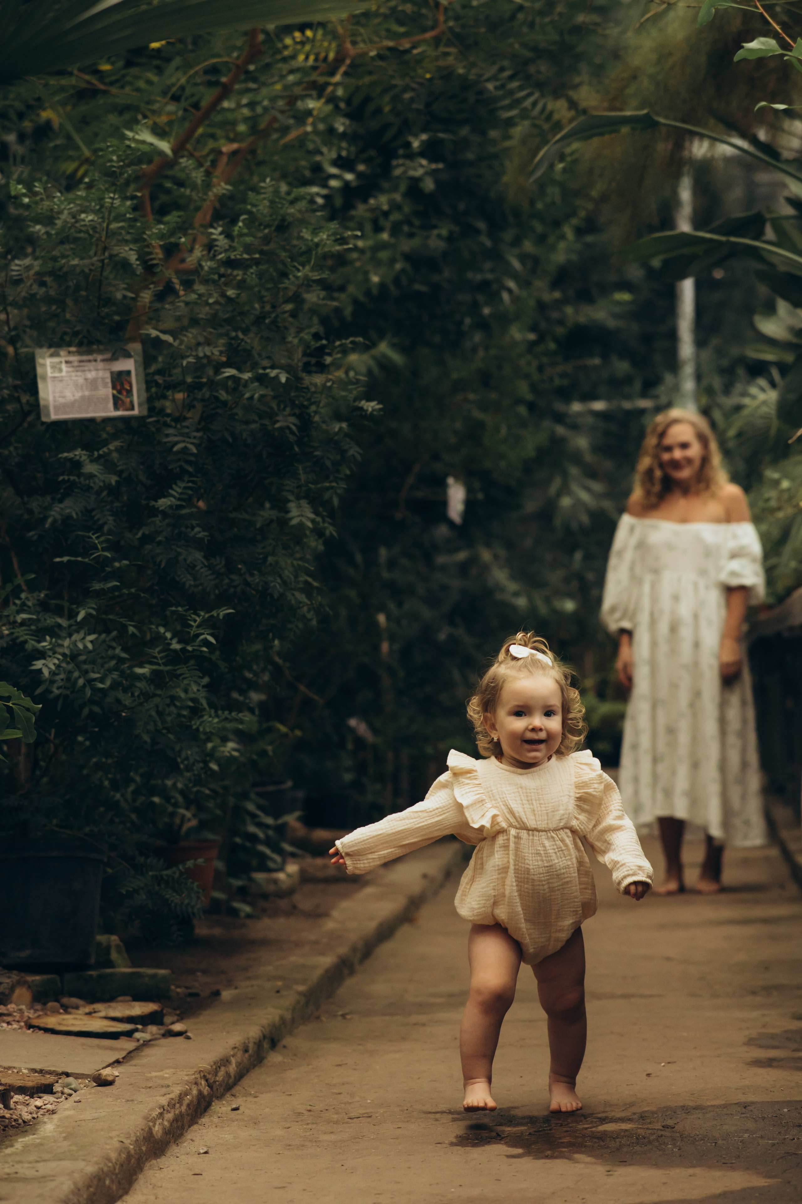 В оранжерее. Семейный фотограф Москва Юлиана Фетисова