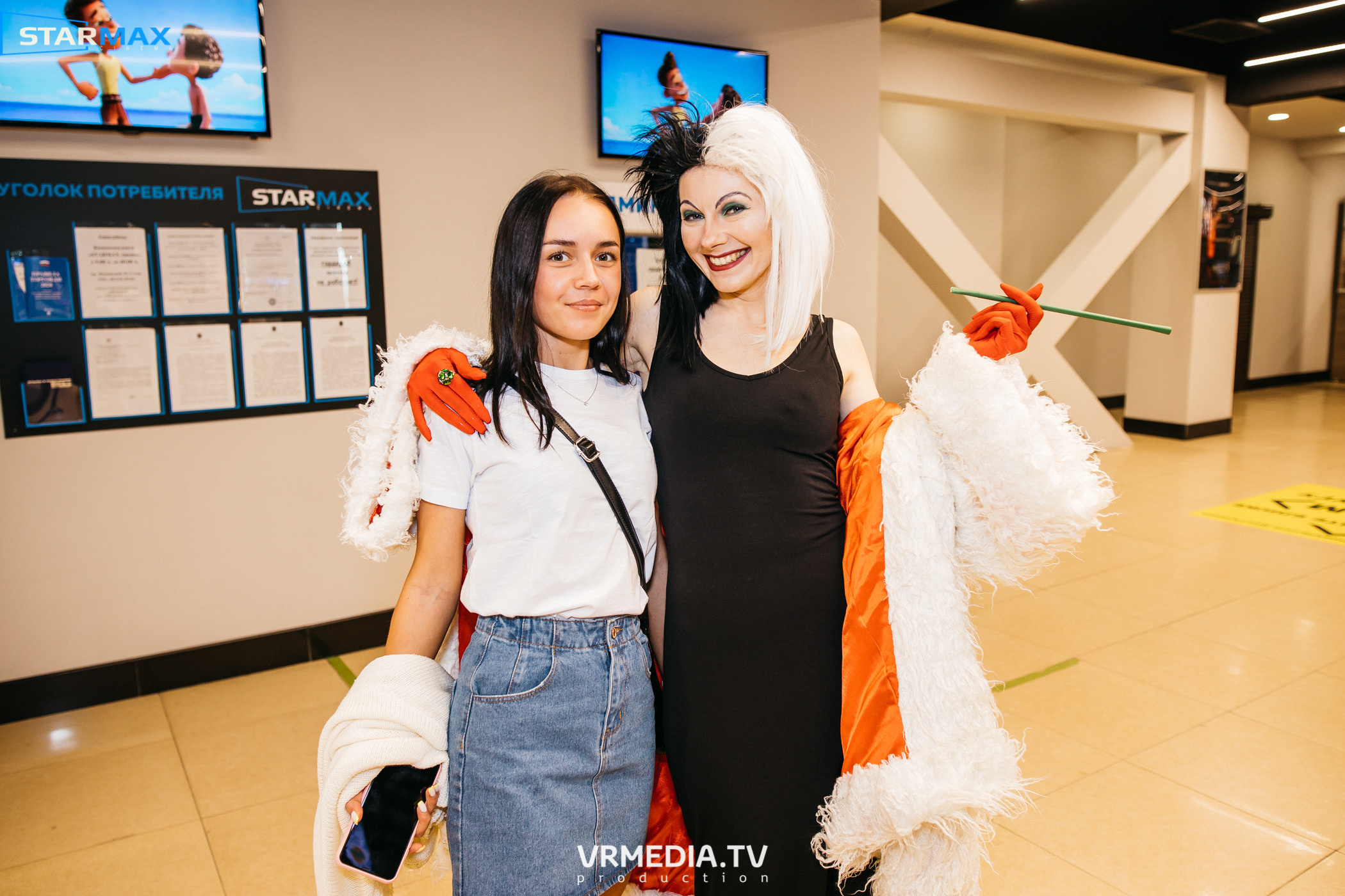 Премьера фильма «Круэлла» в кинотеатре «Starmax cinema»