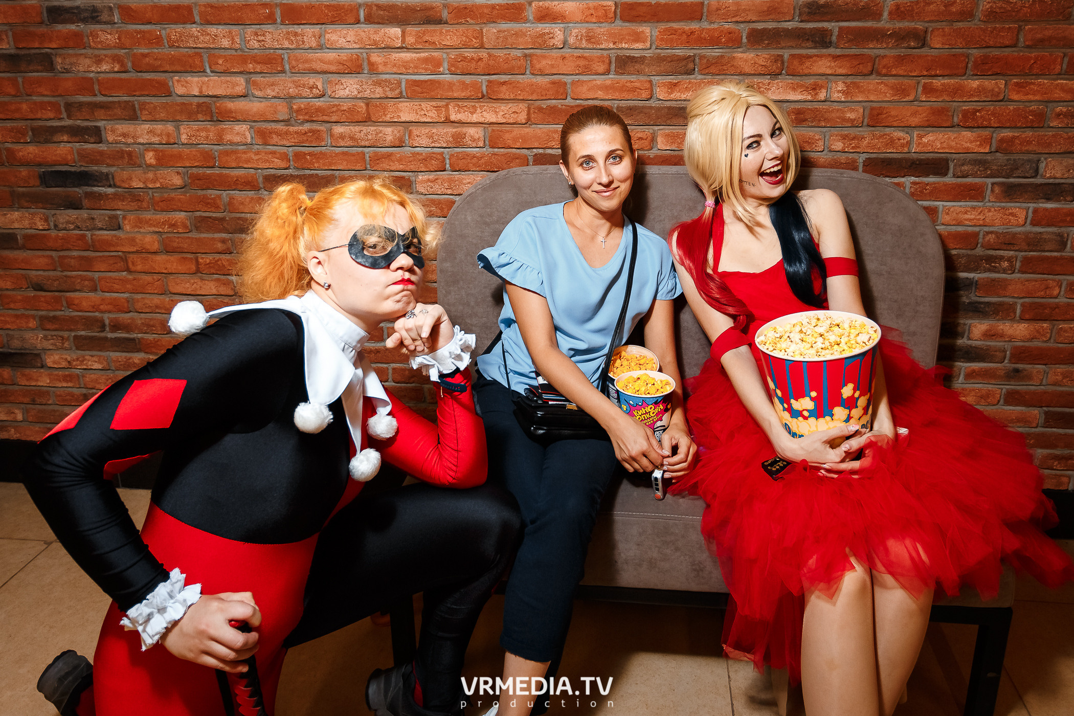 Starmax Cinema. Премьера фильма «Отряд Самоубийц»: Миссия навылет