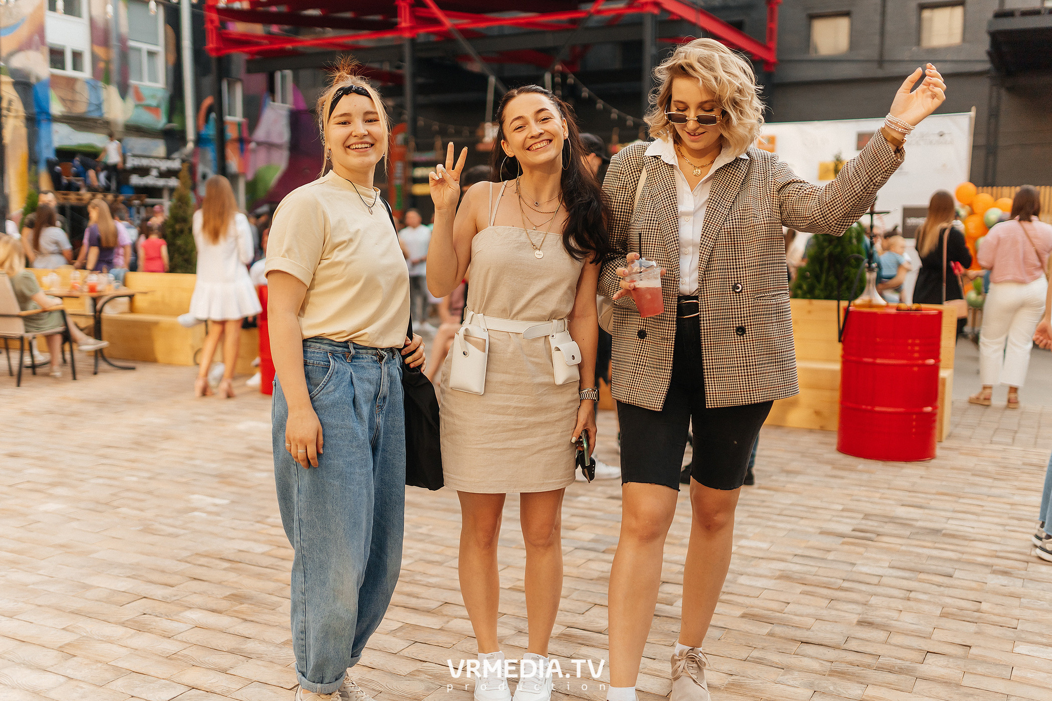 Открытие летнего сезона на арт-пространстве «Редакция»