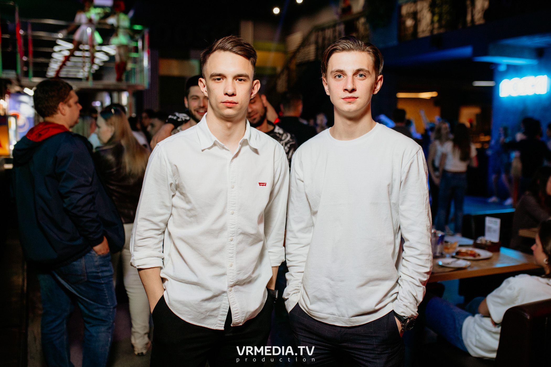 Выходные в баре «DOSKI»