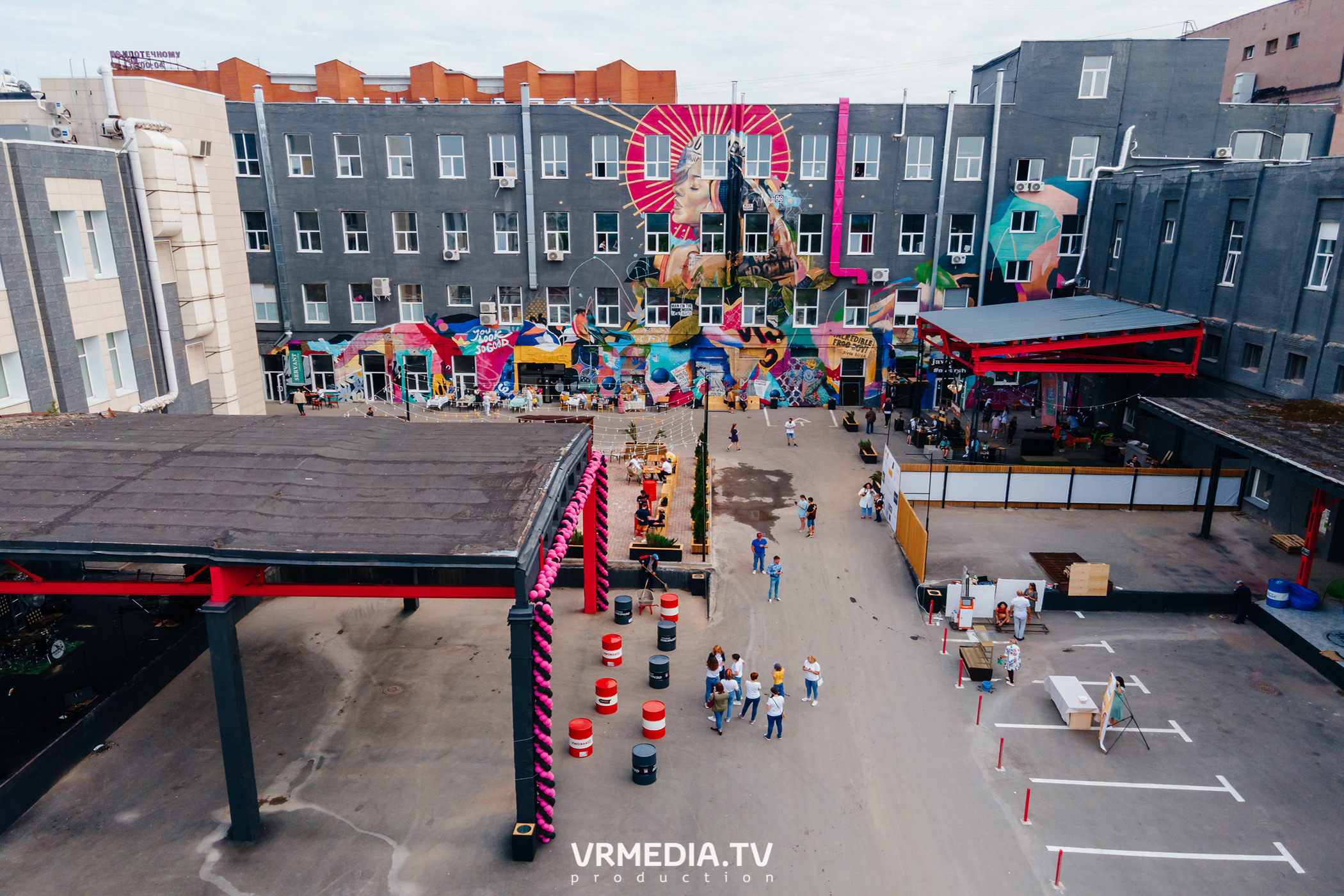 Открытие летнего сезона на арт-пространстве «Редакция»