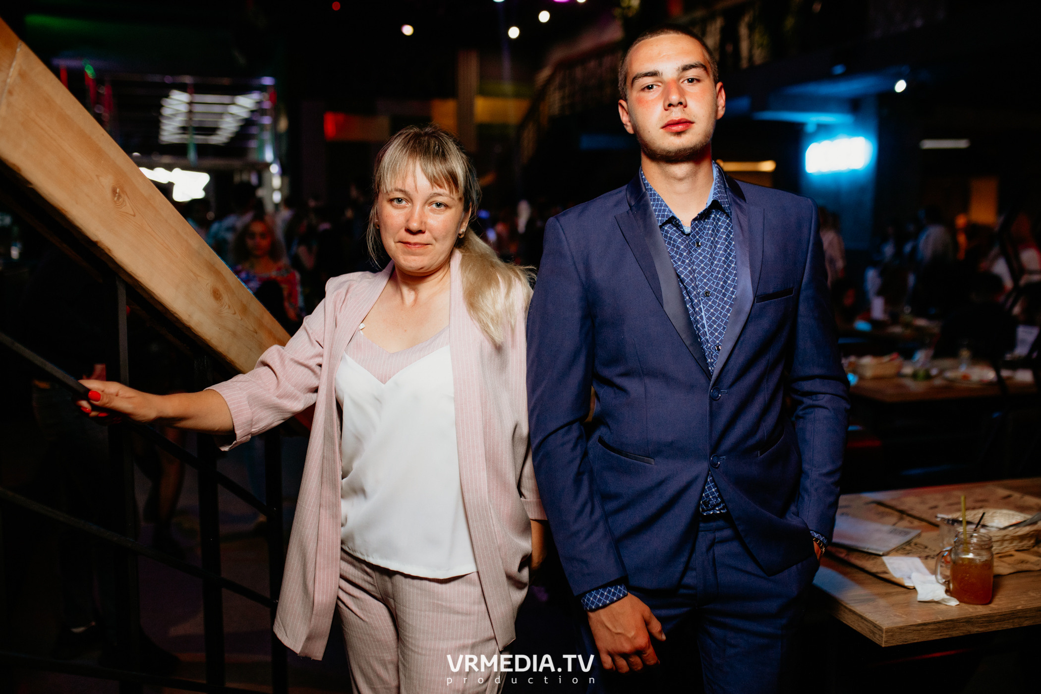 Выходные в баре «DOSKI»