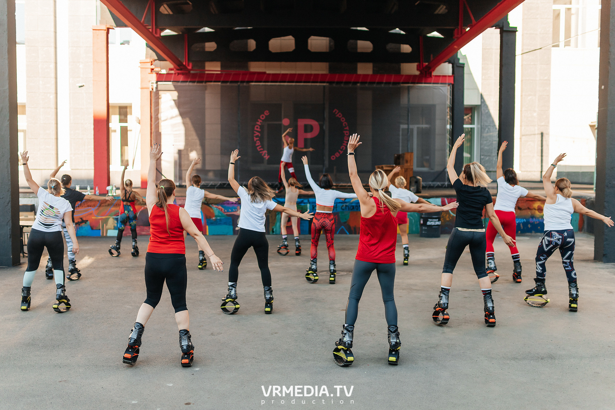 Тренировка «Kangoo jumps». Культурное пространство «Редакция»