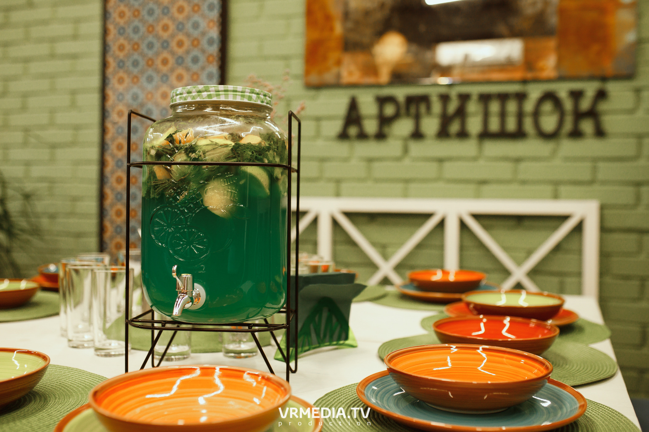 Выпускной 9 класс детского дома #105 в студии «Артишок»