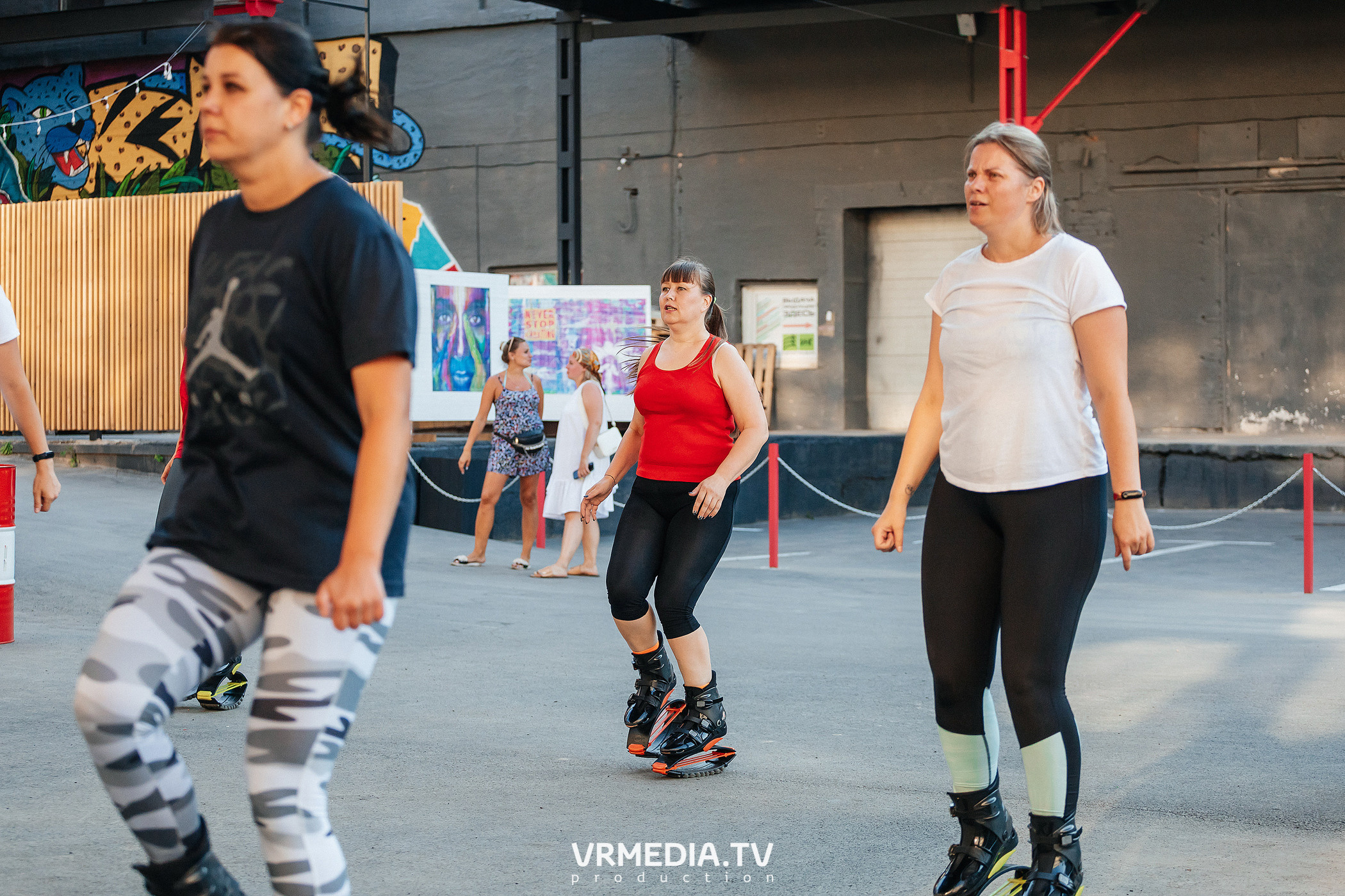 Тренировка «Kangoo jumps». Культурное пространство «Редакция»