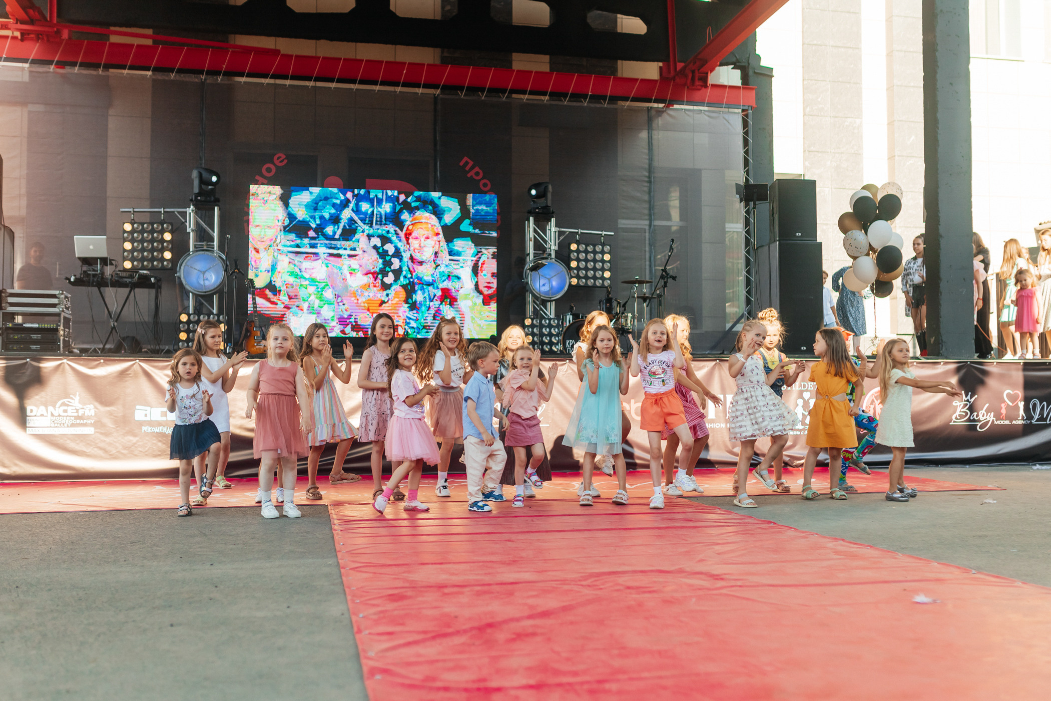 День рождения «Baby model». Культурное пространство «Редакция»