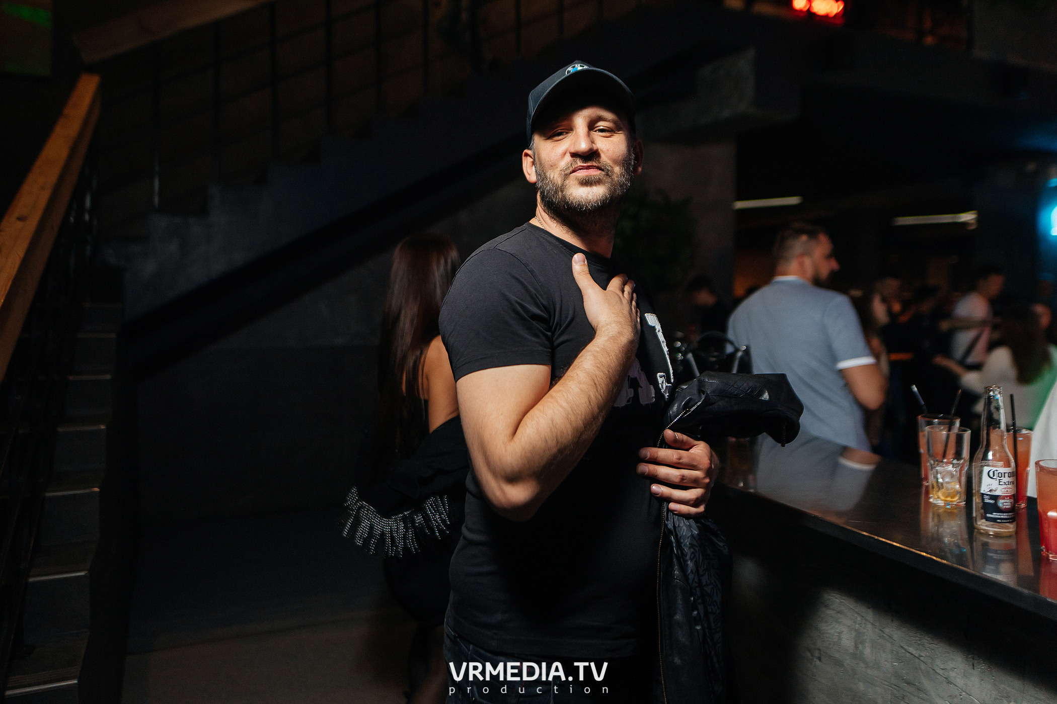 Выходные в баре «DOSKI»