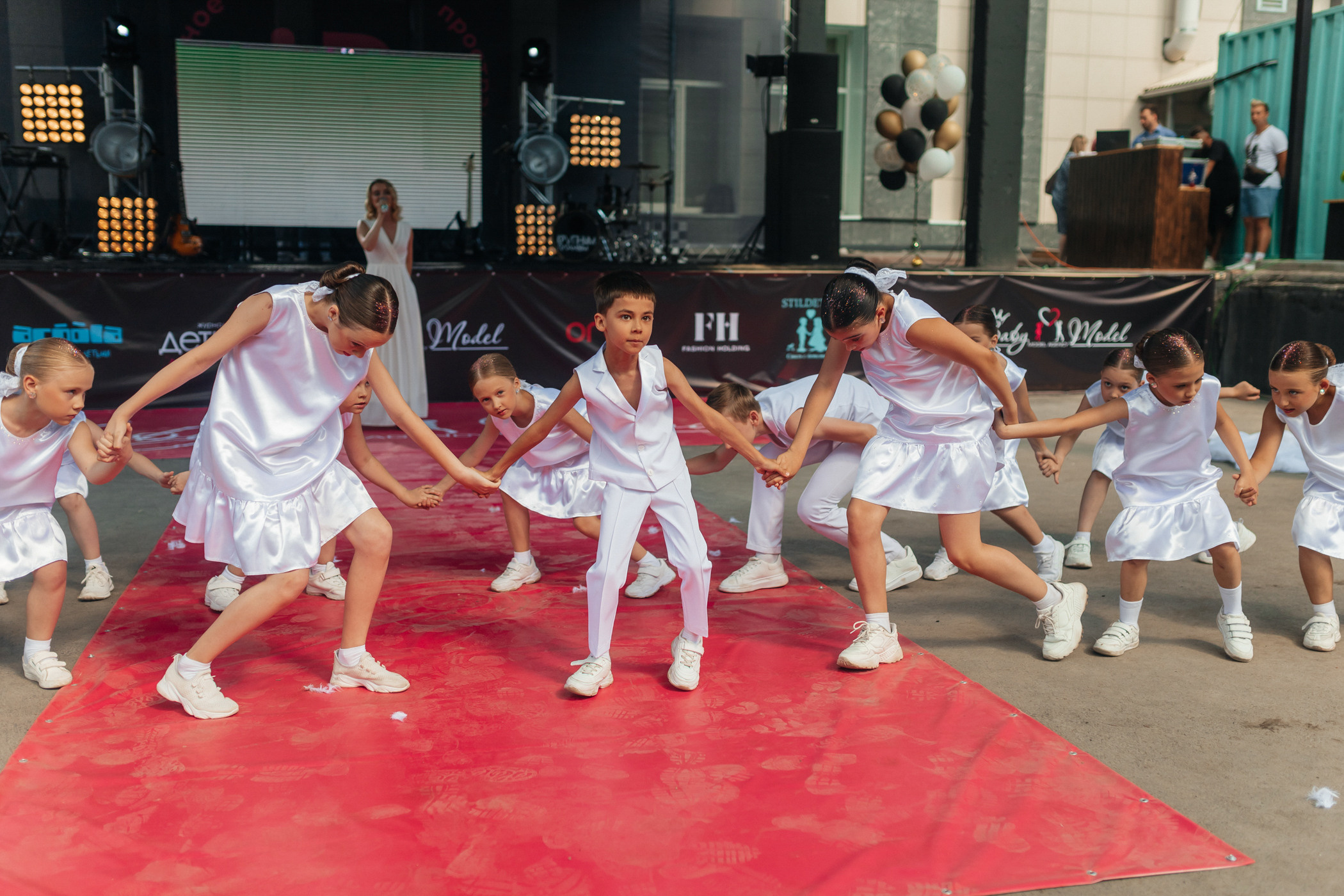 День рождения «Baby model». Культурное пространство «Редакция»