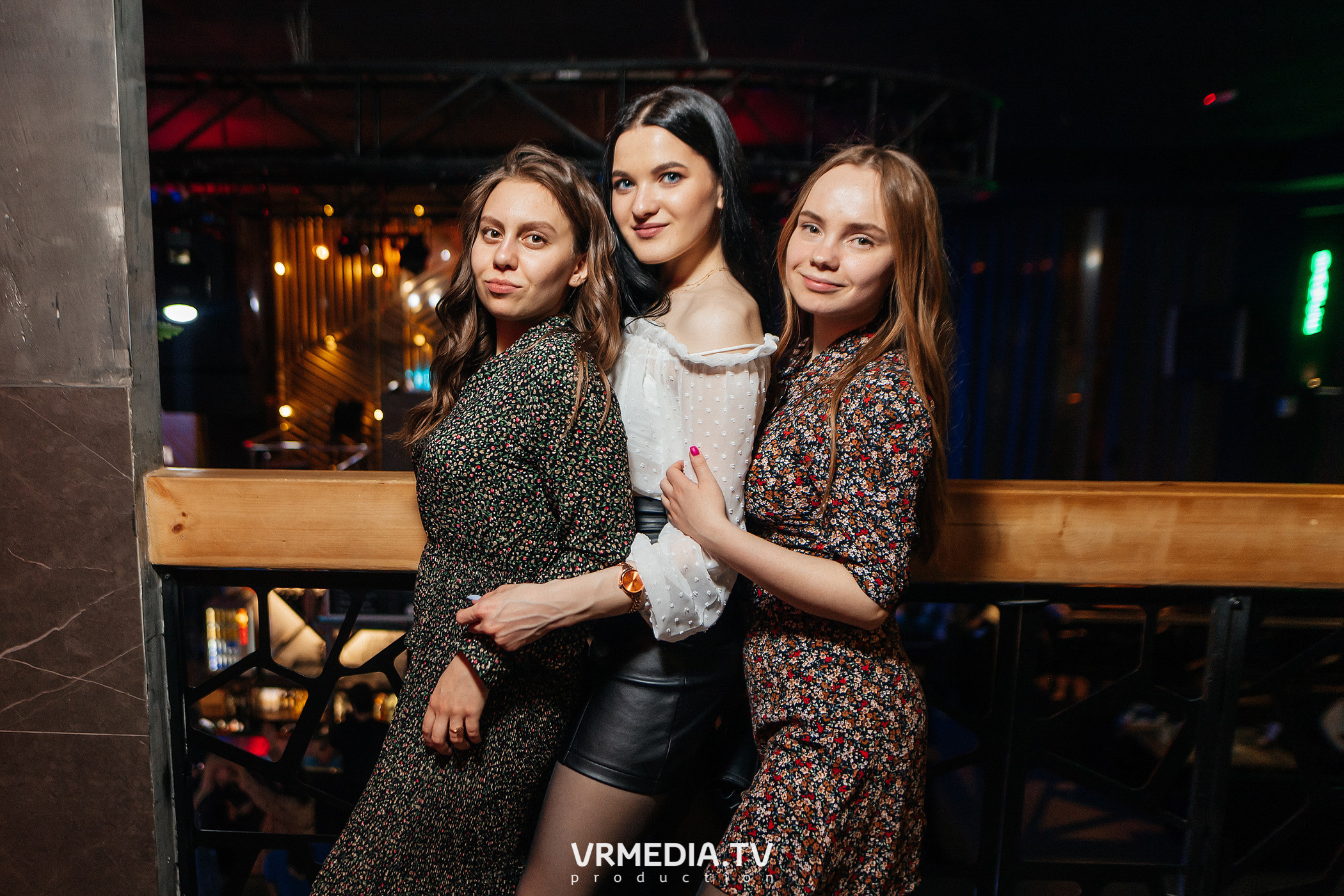 Выходные в баре «DOSKI»