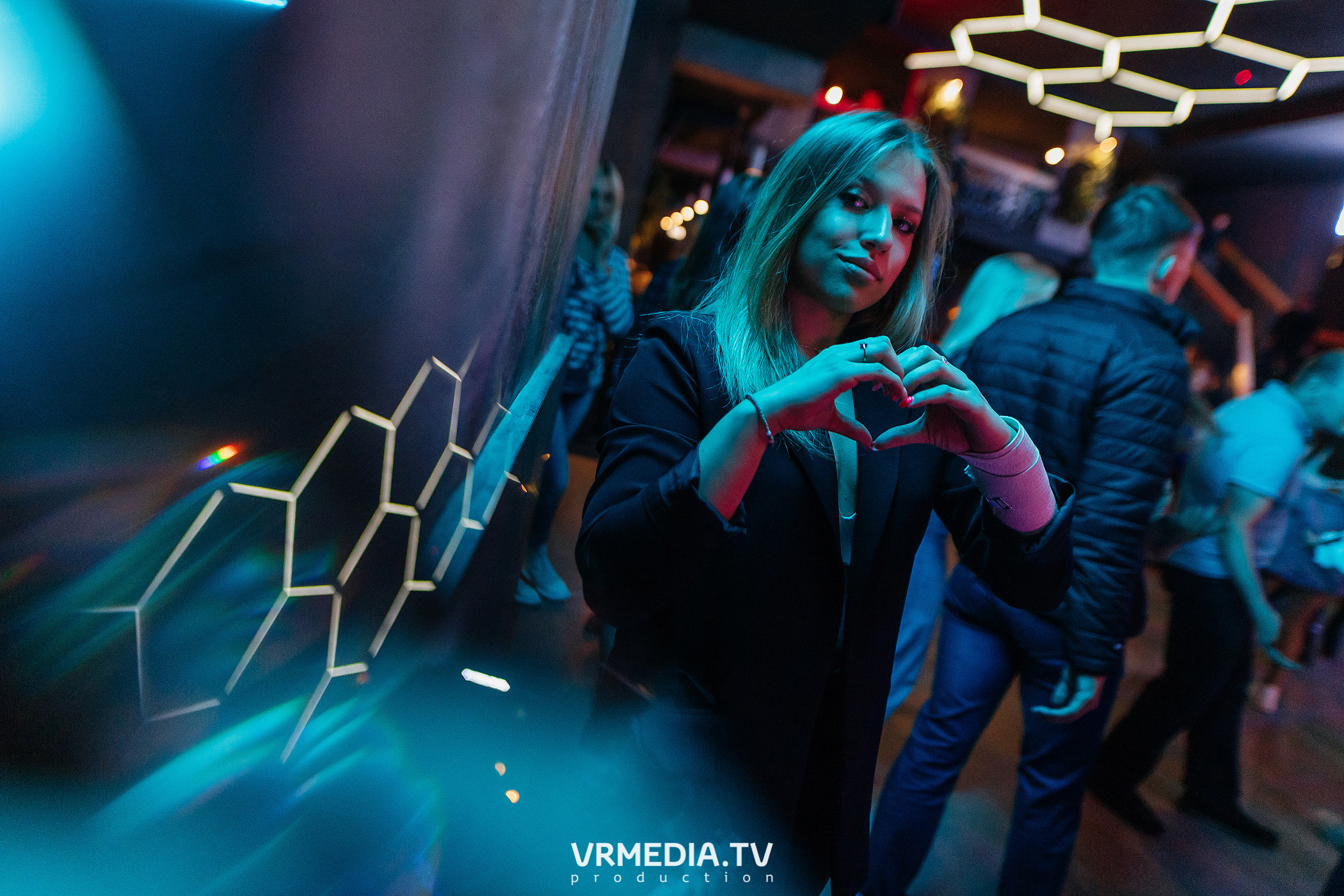 Выходные в баре «DOSKI»