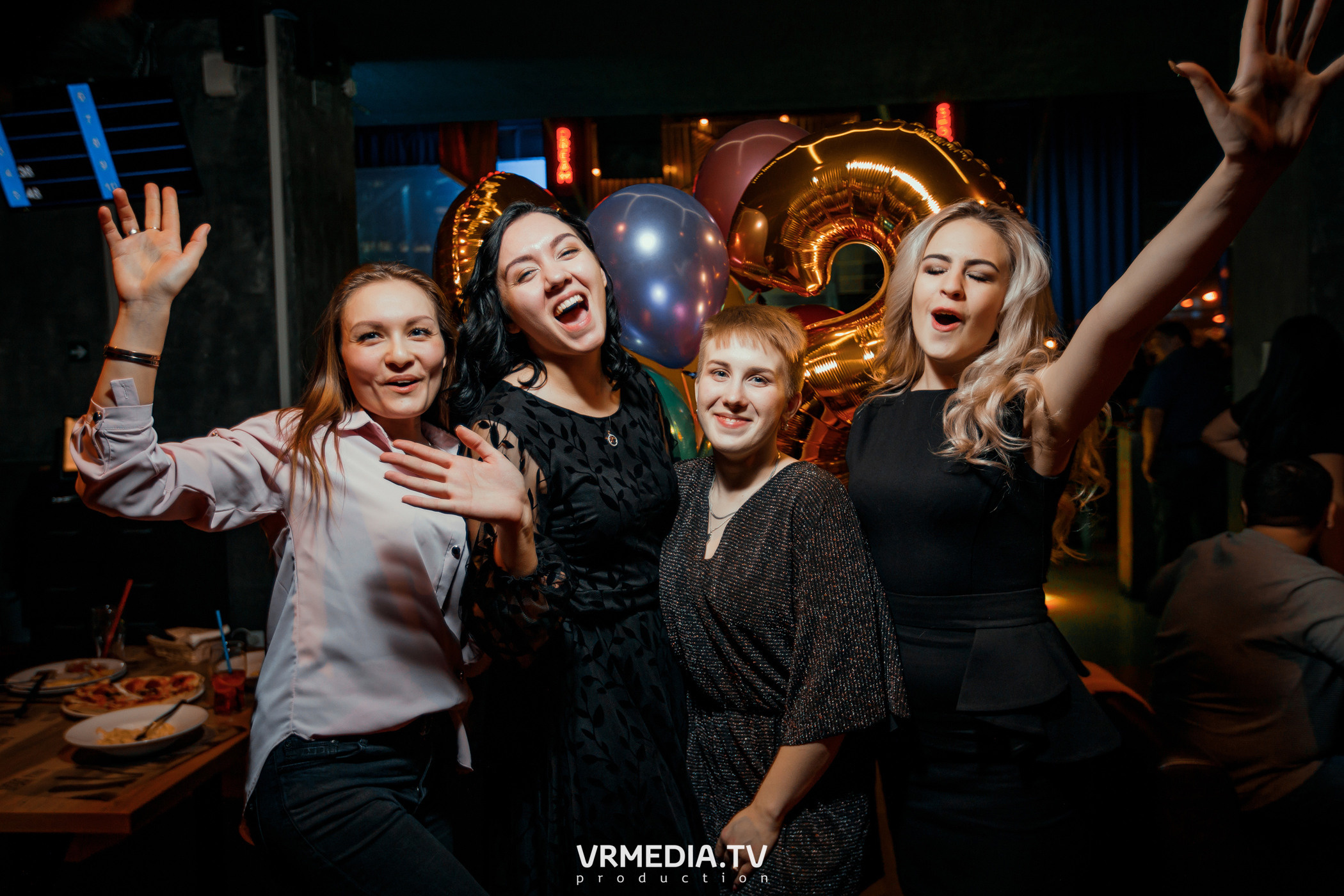 Выходные в баре «DOSKI»