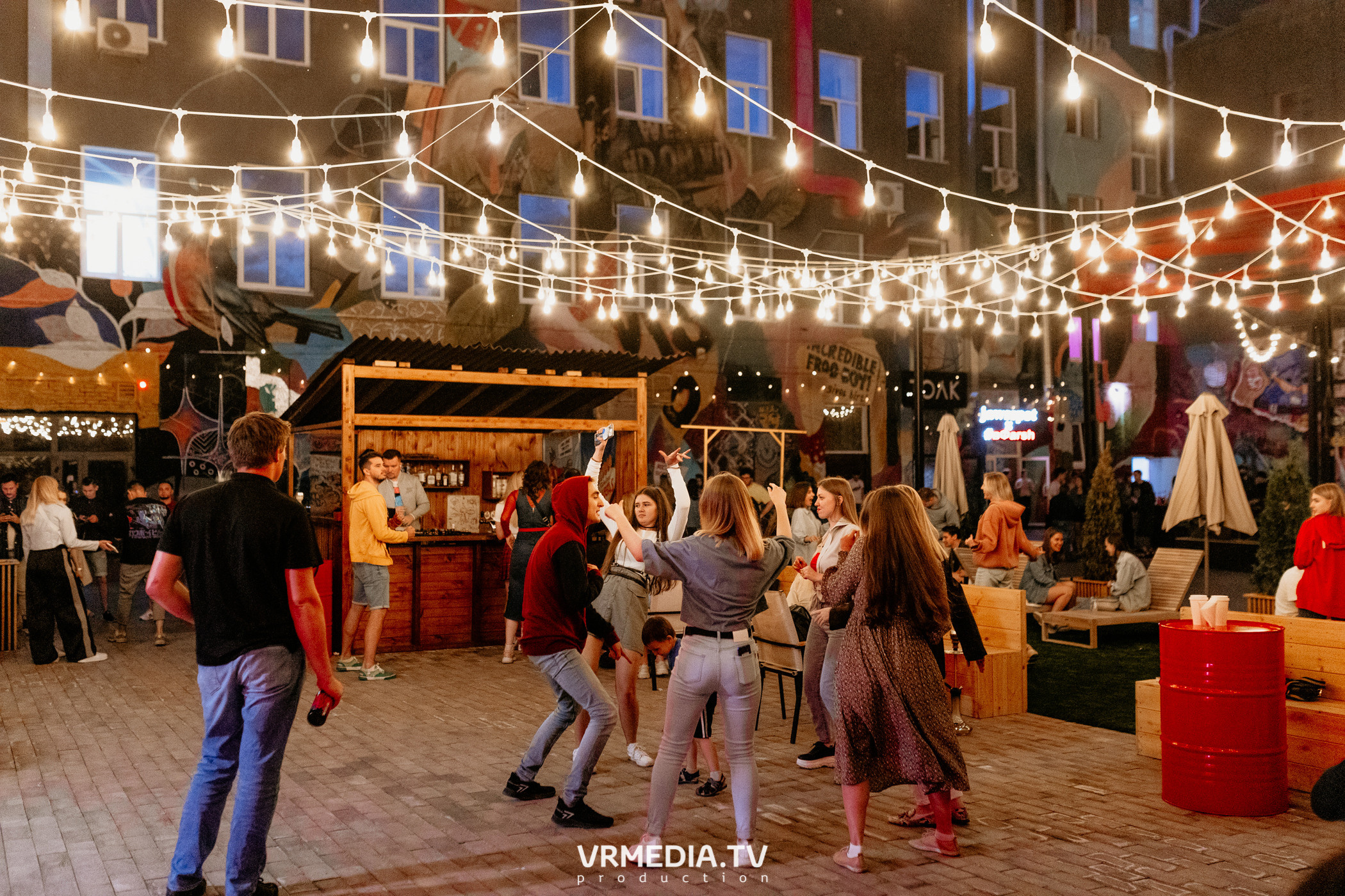 Редакция_лето