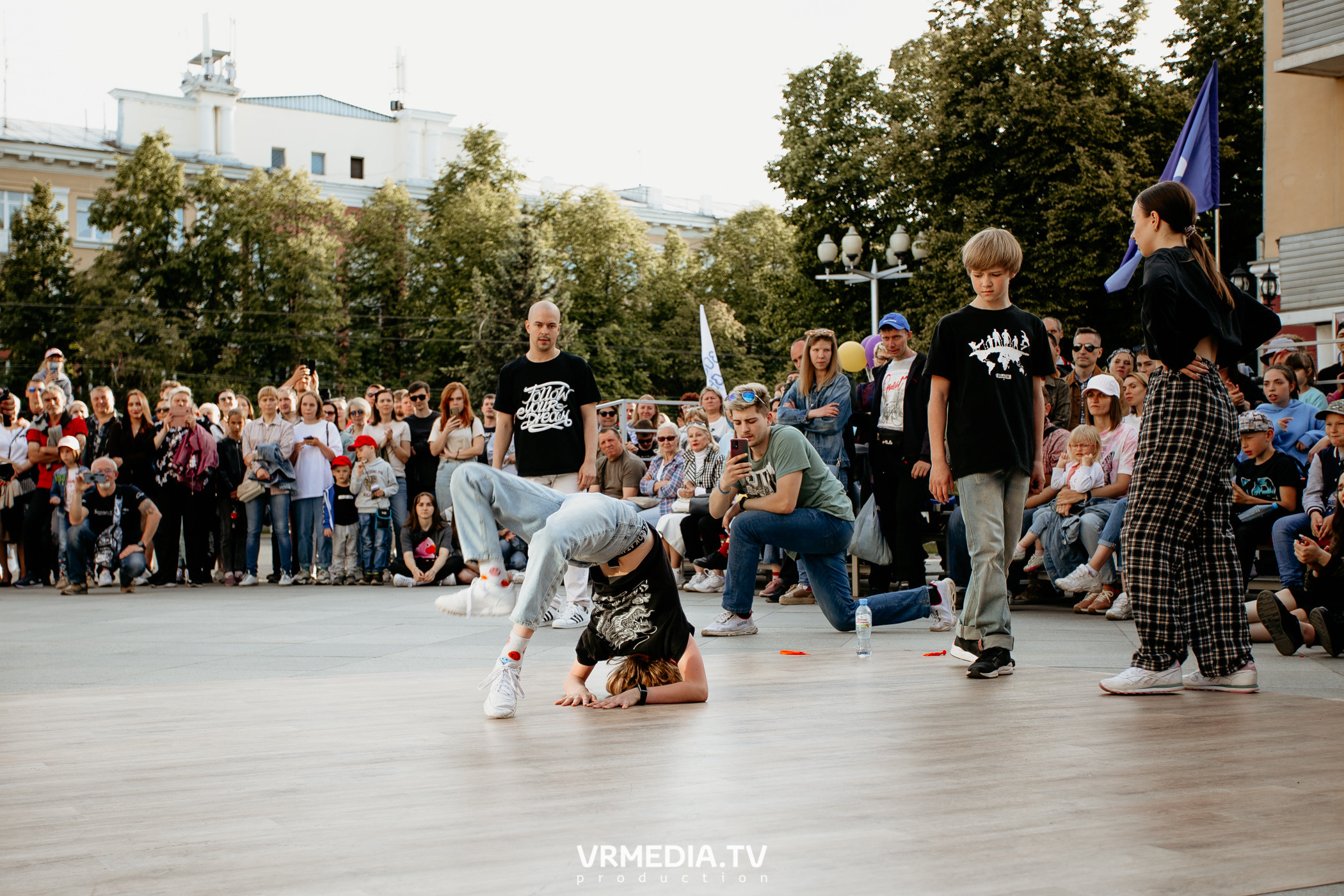 День города. День России