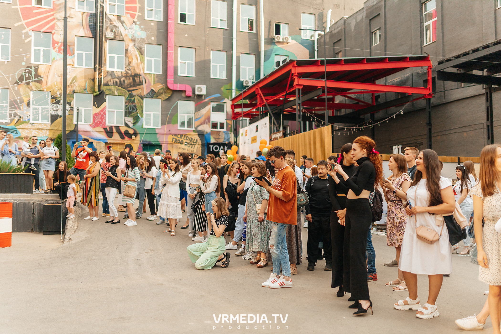Открытие летнего сезона на арт-пространстве «Редакция»