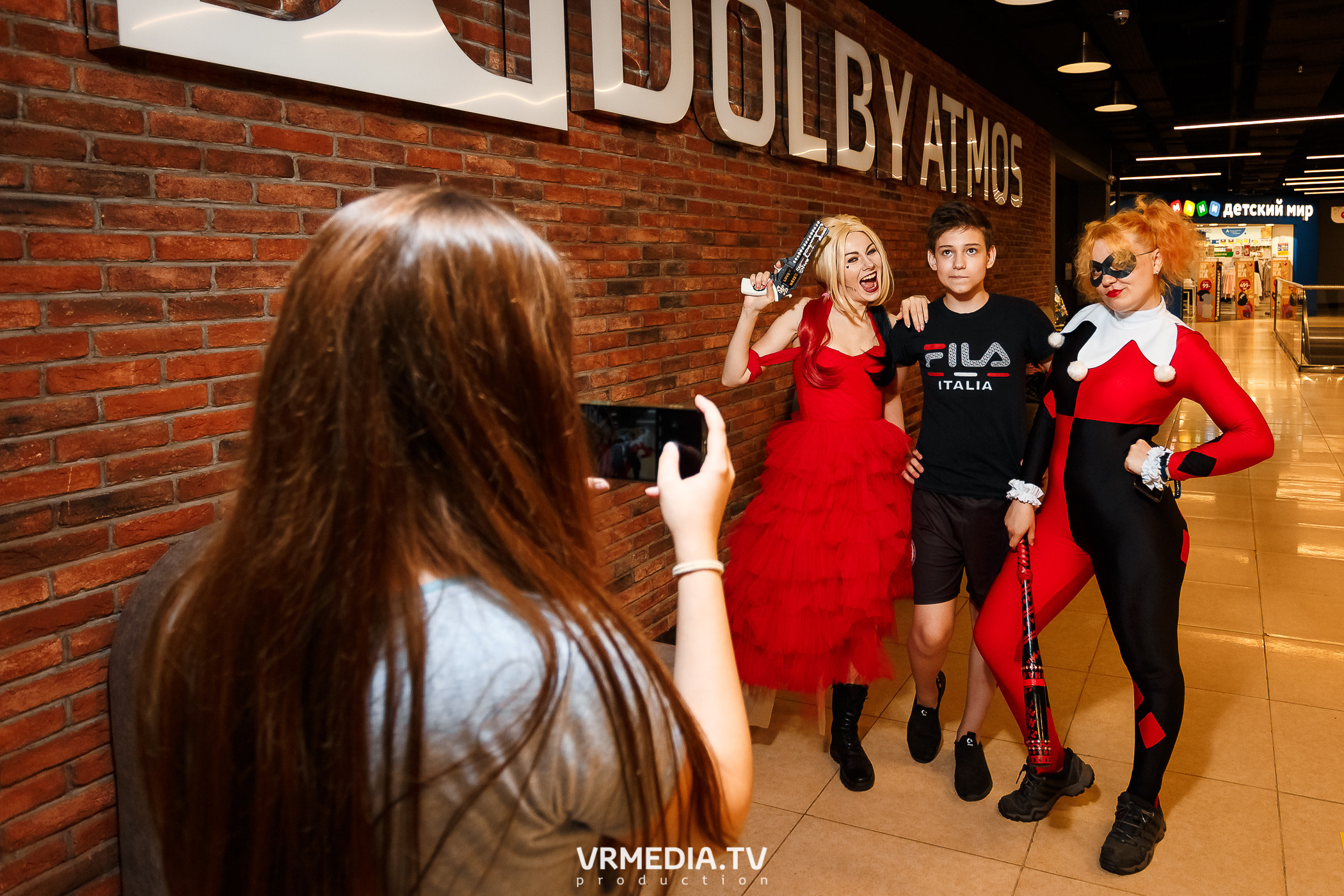 Starmax Cinema. Премьера фильма «Отряд Самоубийц»: Миссия навылет