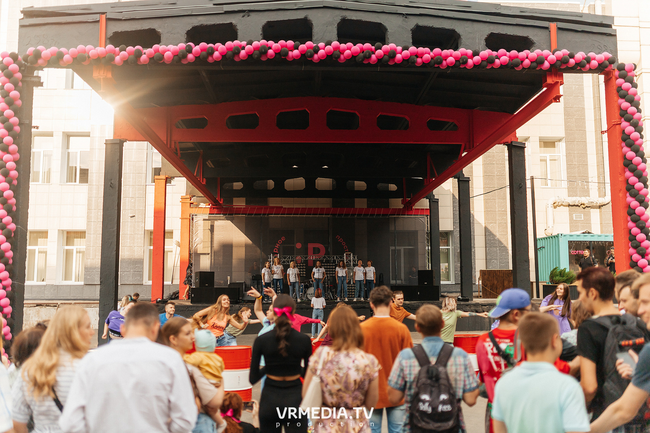 Открытие летнего сезона на арт-пространстве «Редакция»