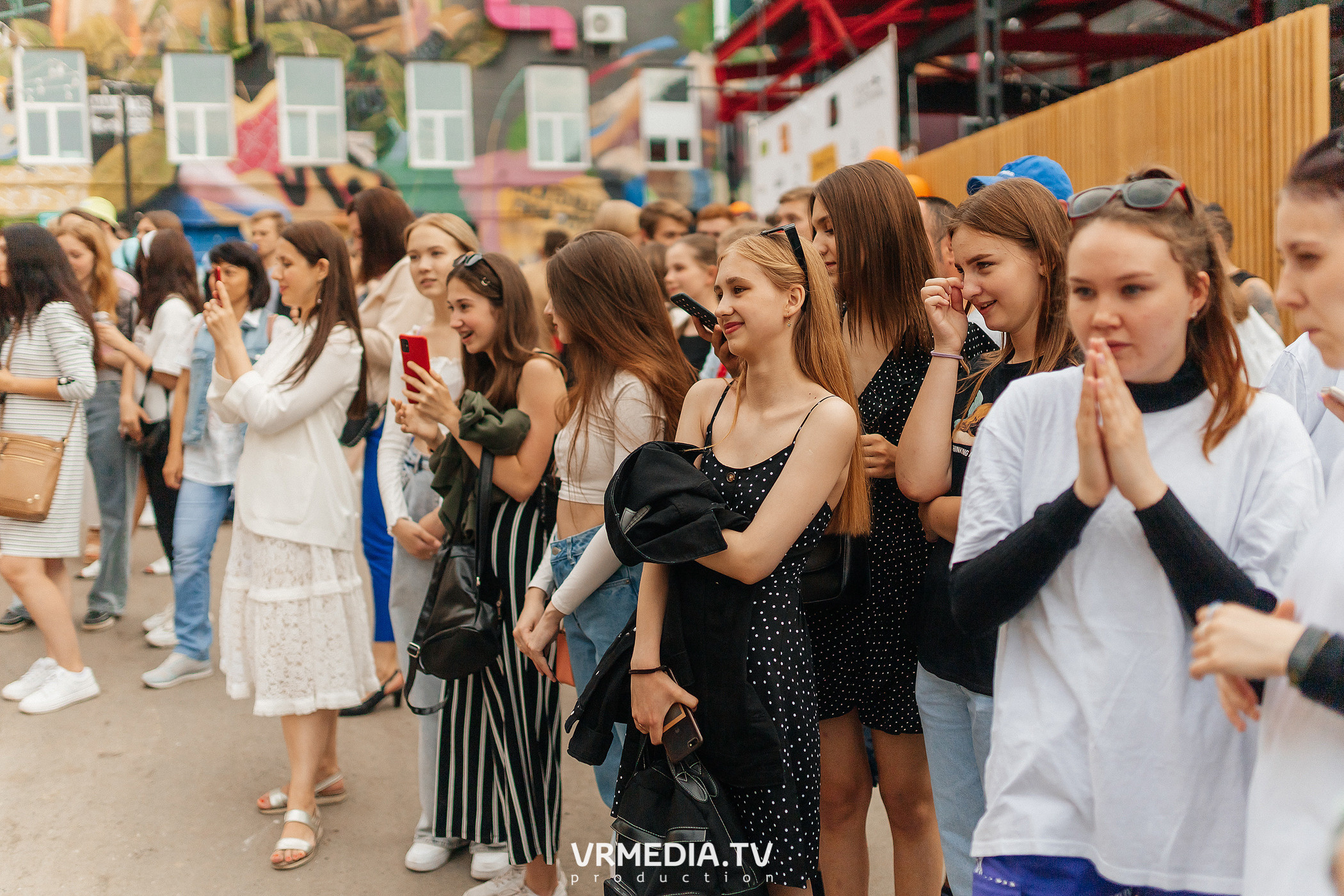 Открытие летнего сезона на арт-пространстве «Редакция»