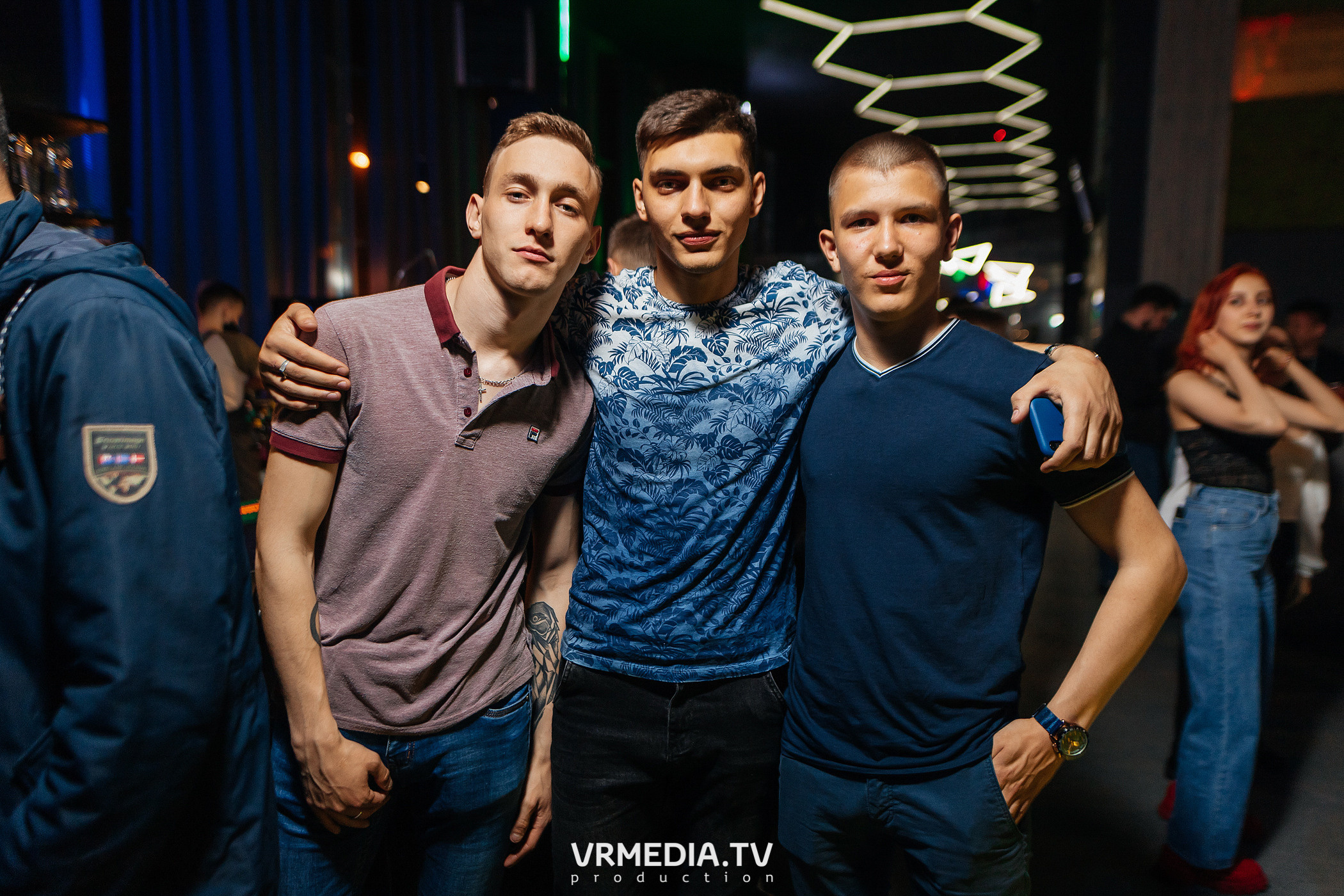 Выходные в баре «DOSKI»