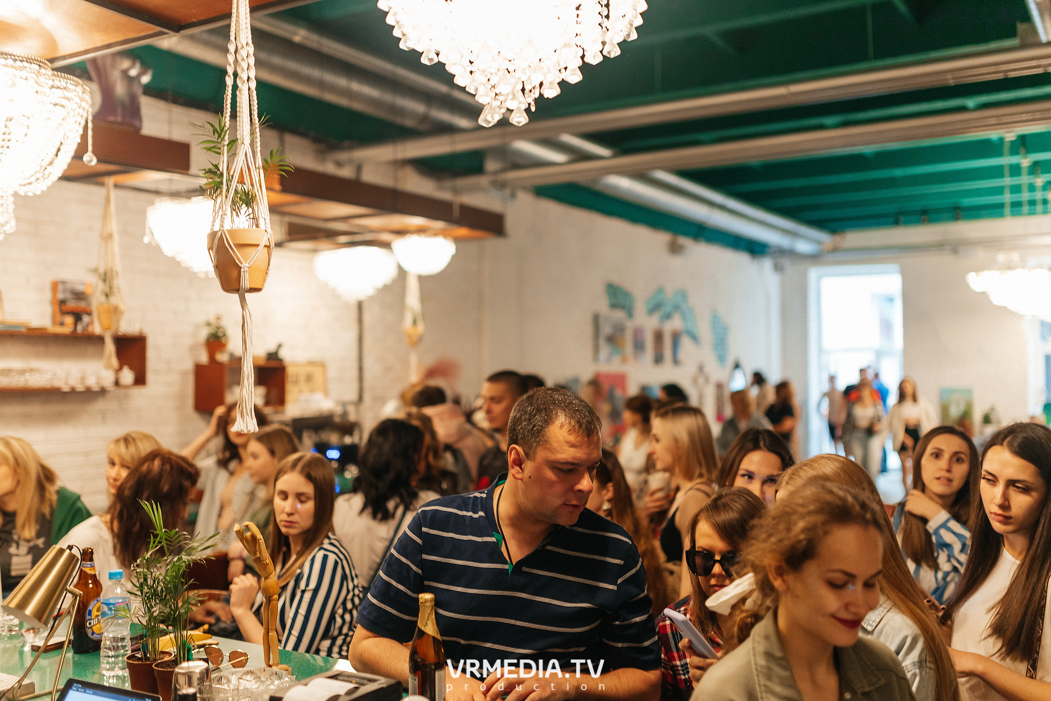 Открытие летнего сезона на арт-пространстве «Редакция»