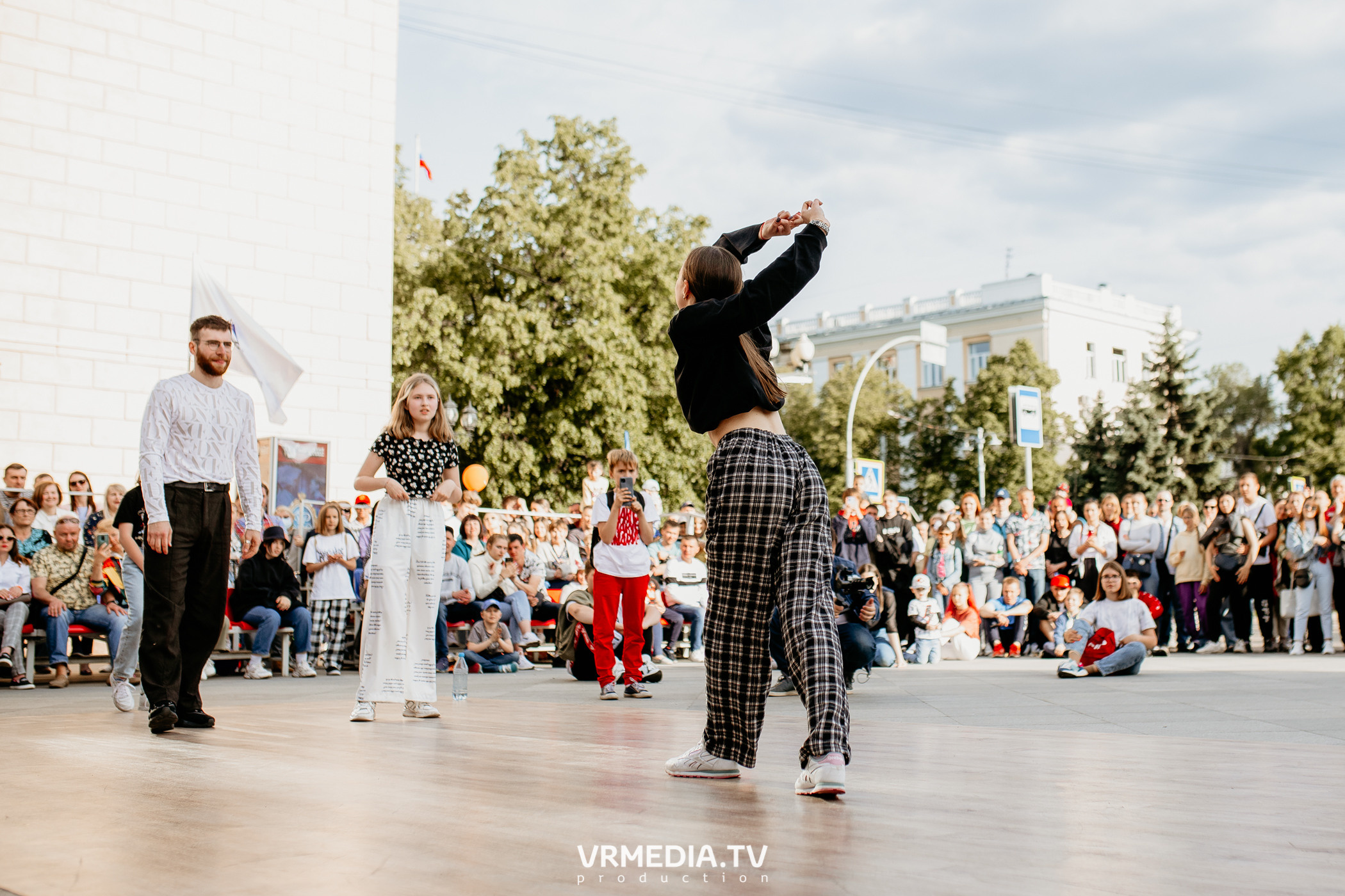 День города. День России