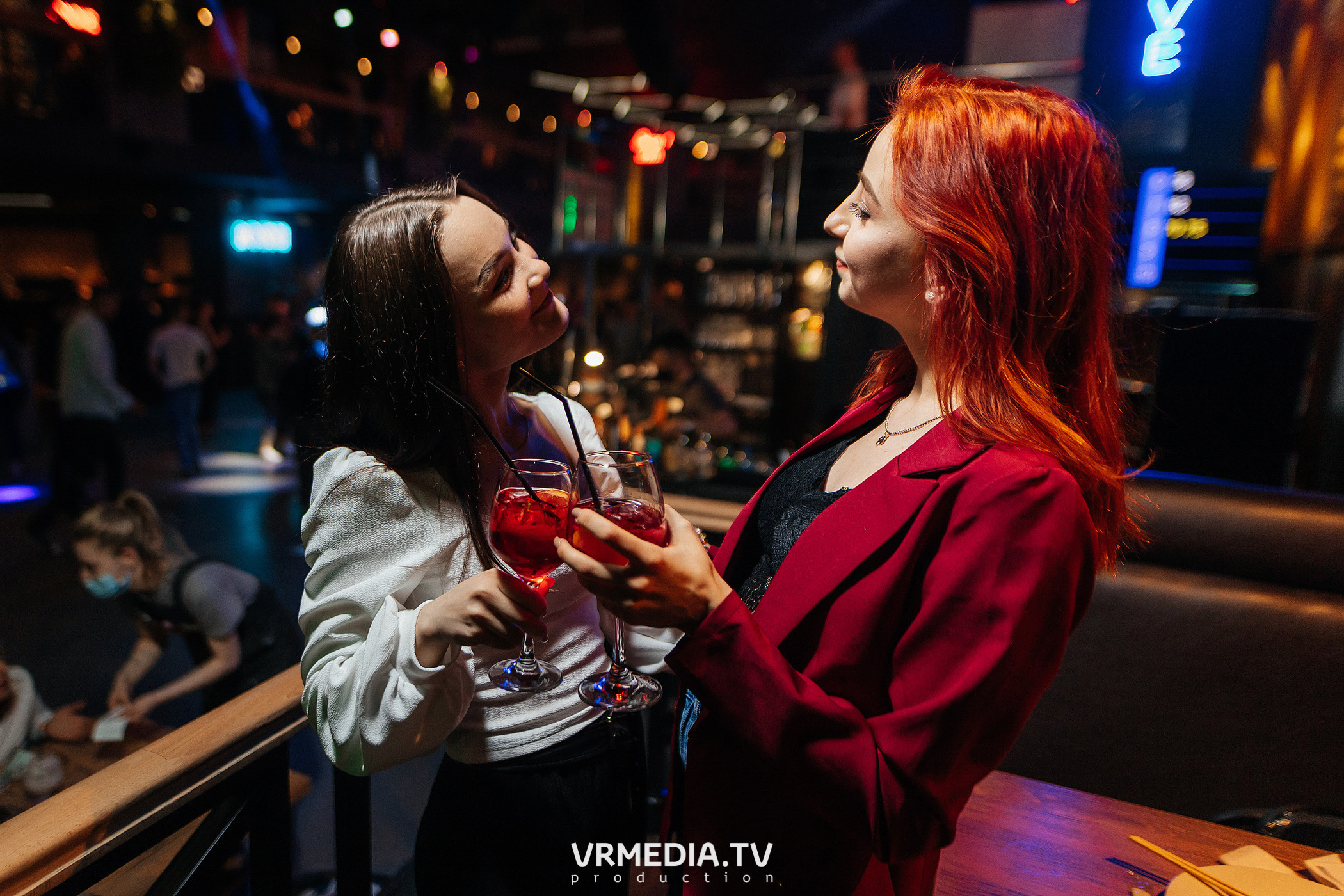 Выходные в баре «DOSKI»