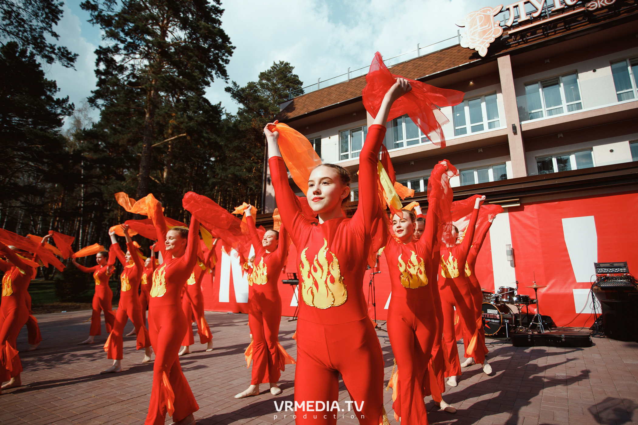 «День Победы» в эко-отеле «Лукоморье»