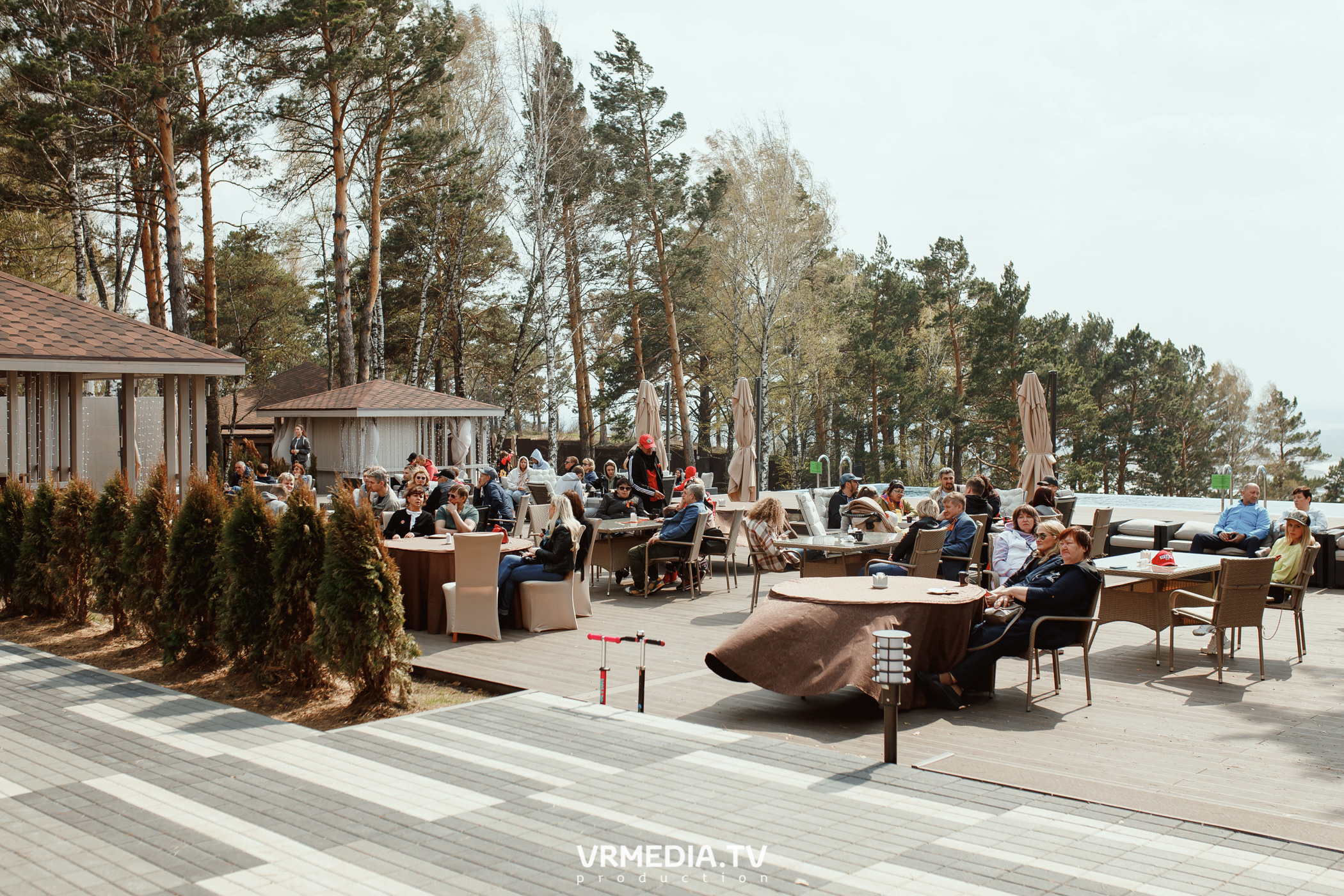 «День Победы» в эко-отеле «Лукоморье»