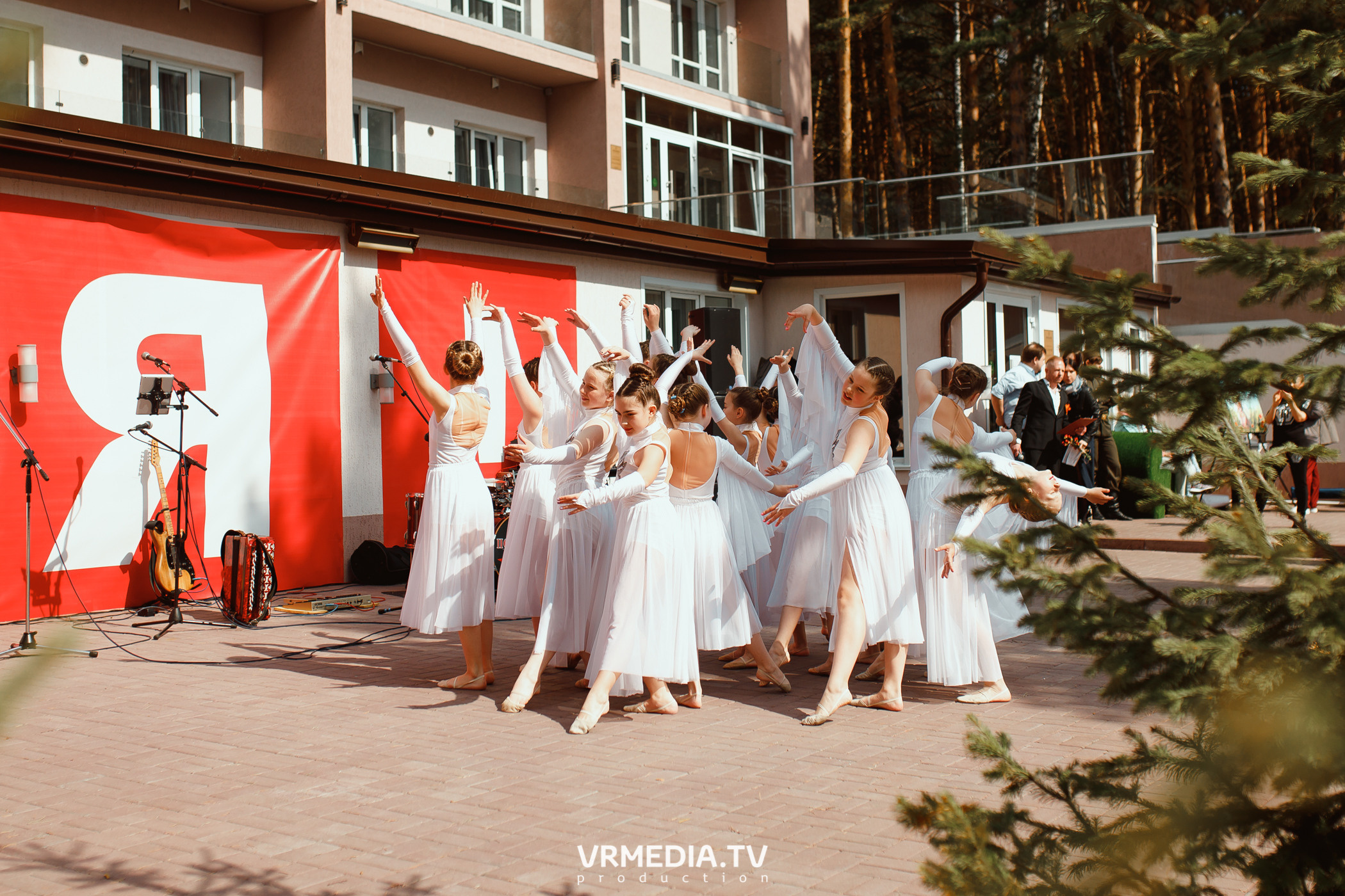 «День Победы» в эко-отеле «Лукоморье»