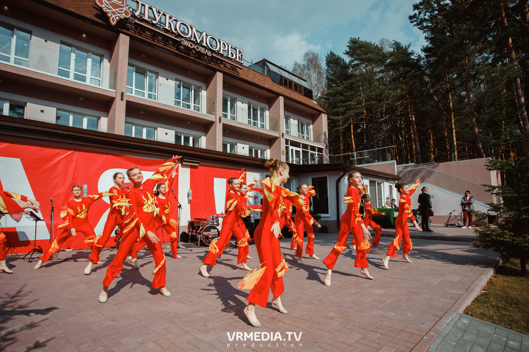 «День Победы» в эко-отеле «Лукоморье»