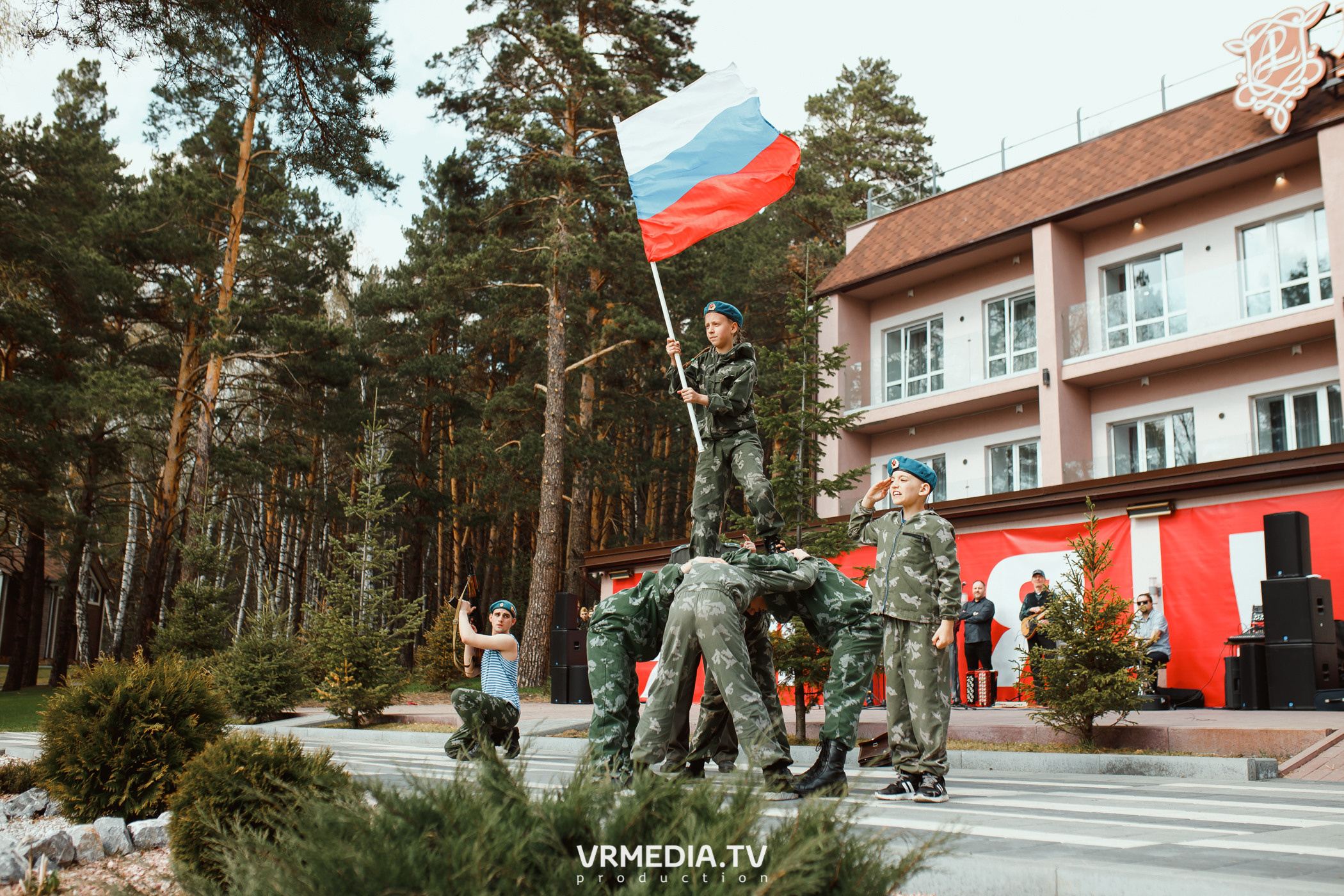 «День Победы» в эко-отеле «Лукоморье»