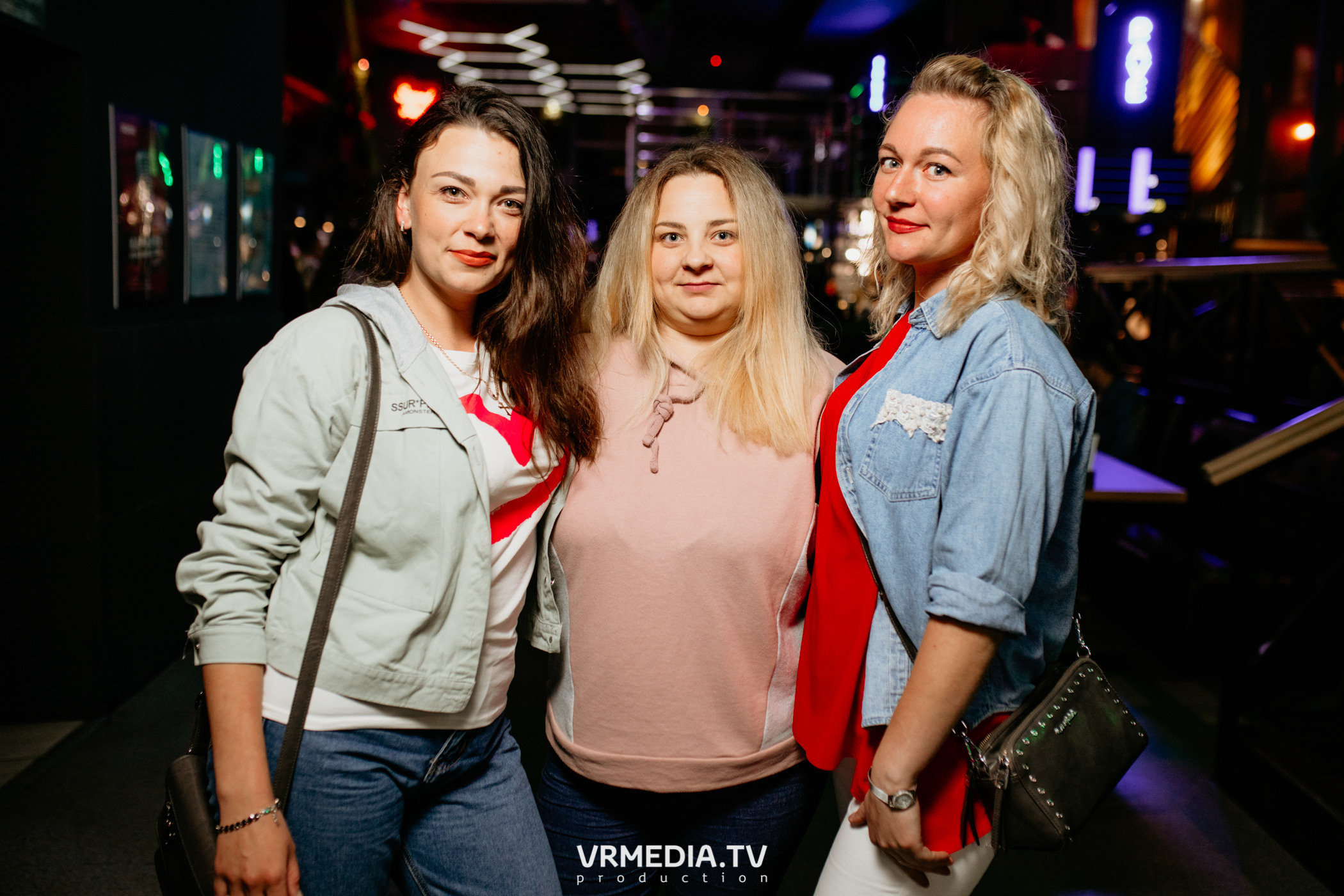 Выходные в баре «DOSKI»