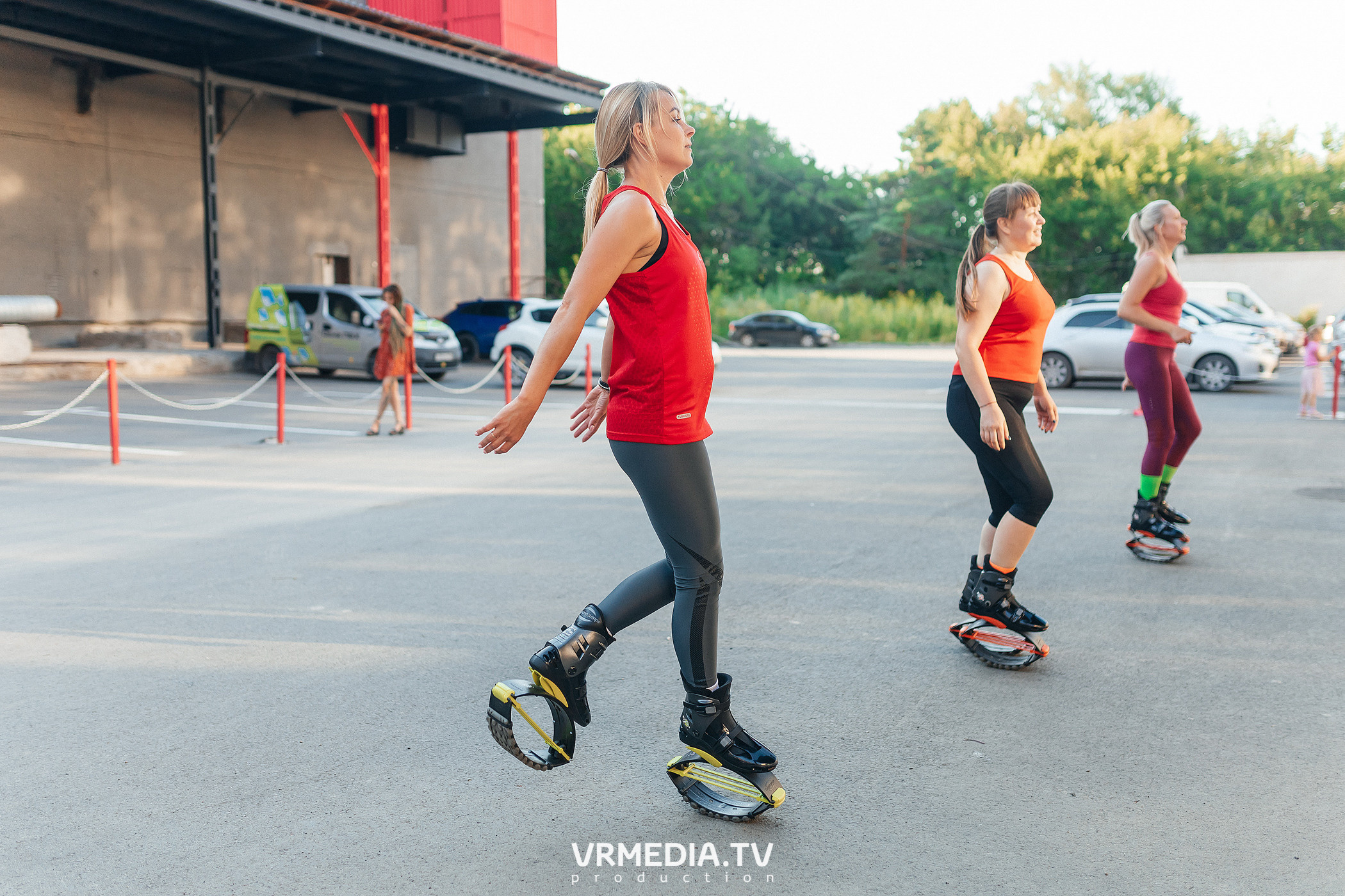 Тренировка «Kangoo jumps». Культурное пространство «Редакция»