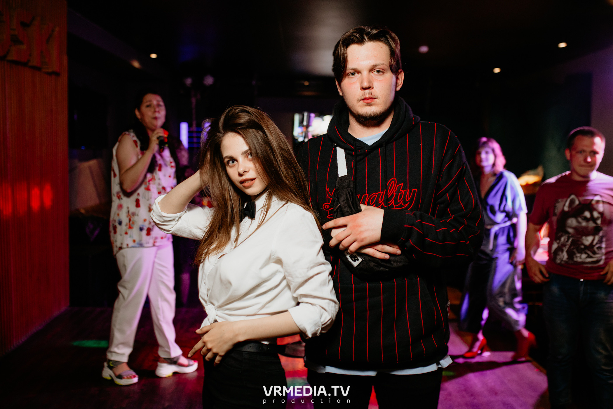 Выходные в баре «DOSKI»