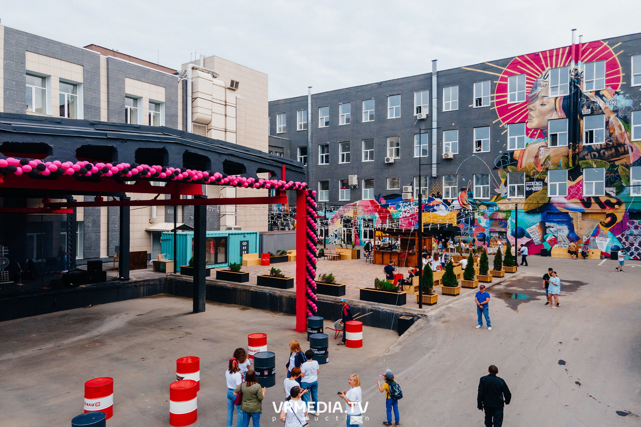 Открытие летнего сезона на арт-пространстве «Редакция»