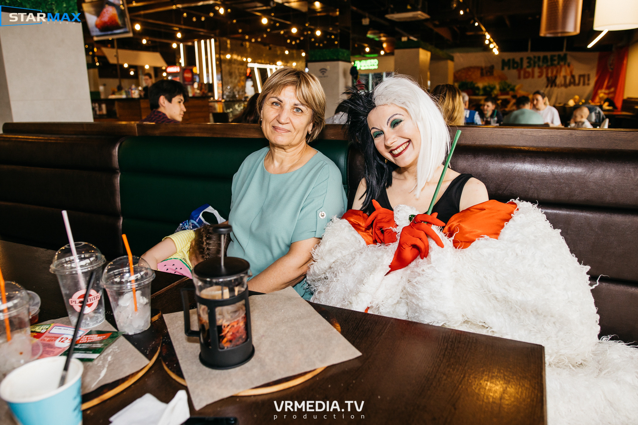 Премьера фильма «Круэлла» в кинотеатре «Starmax cinema»