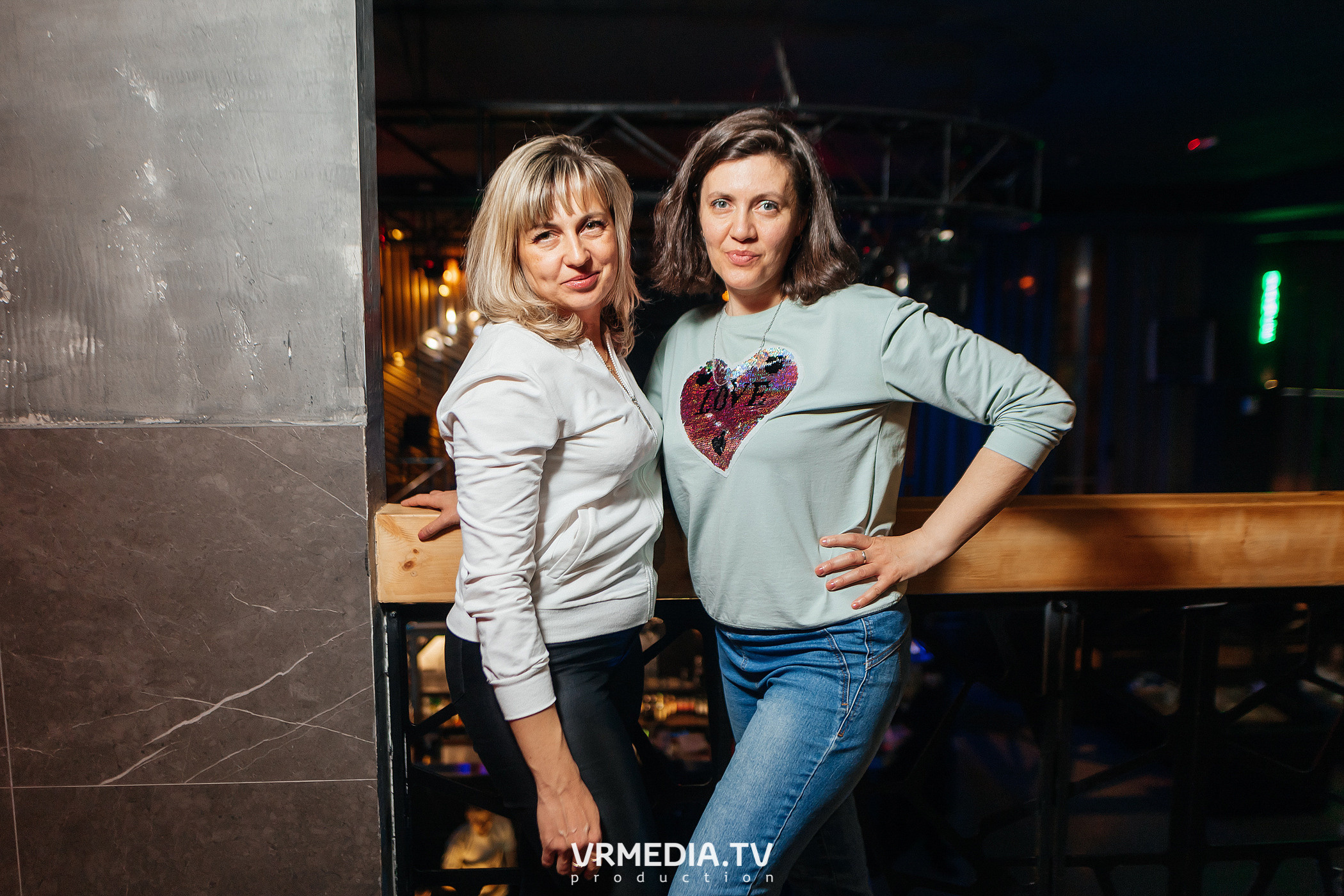 Выходные в баре «DOSKI»