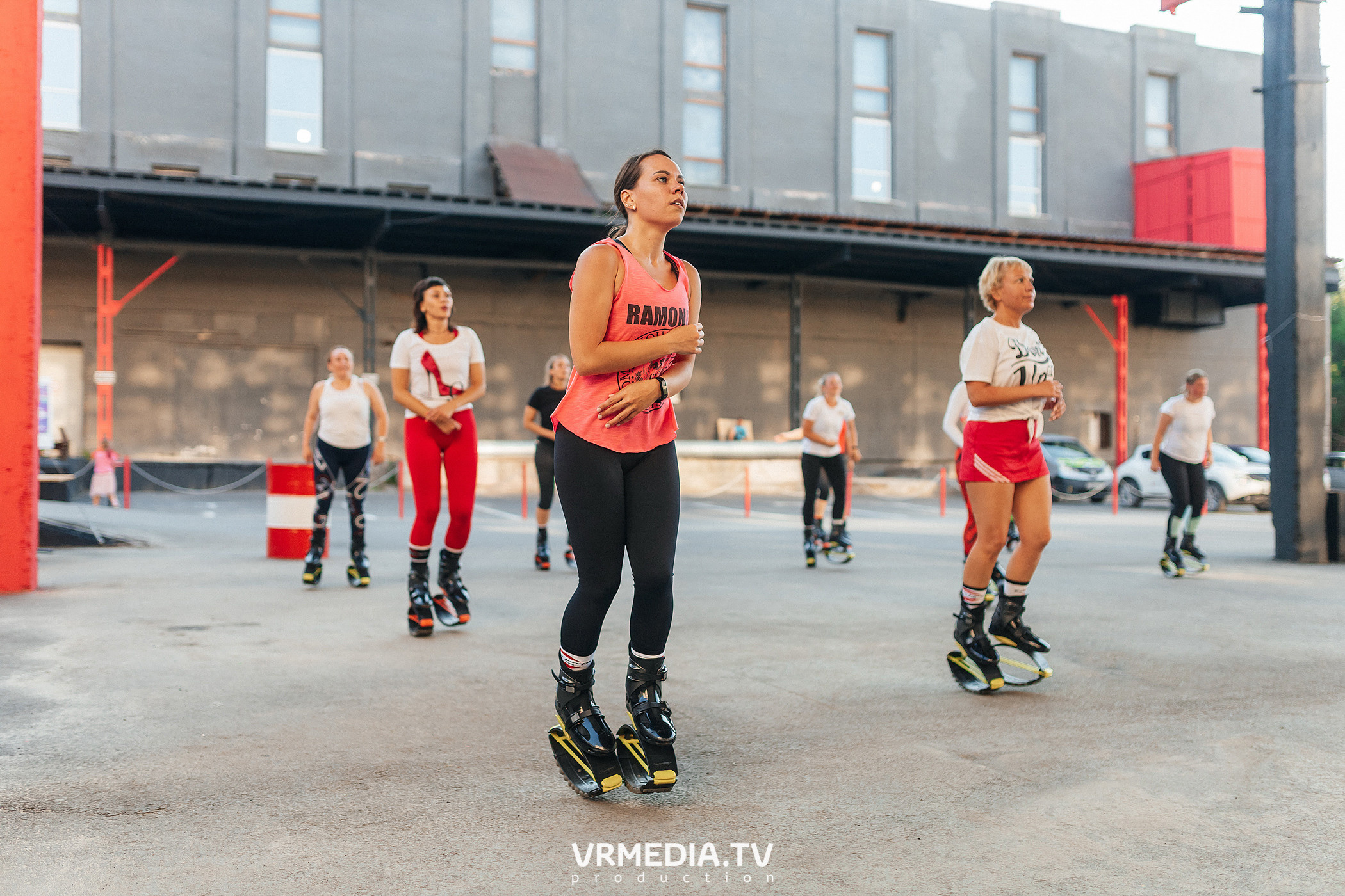 Тренировка «Kangoo jumps». Культурное пространство «Редакция»