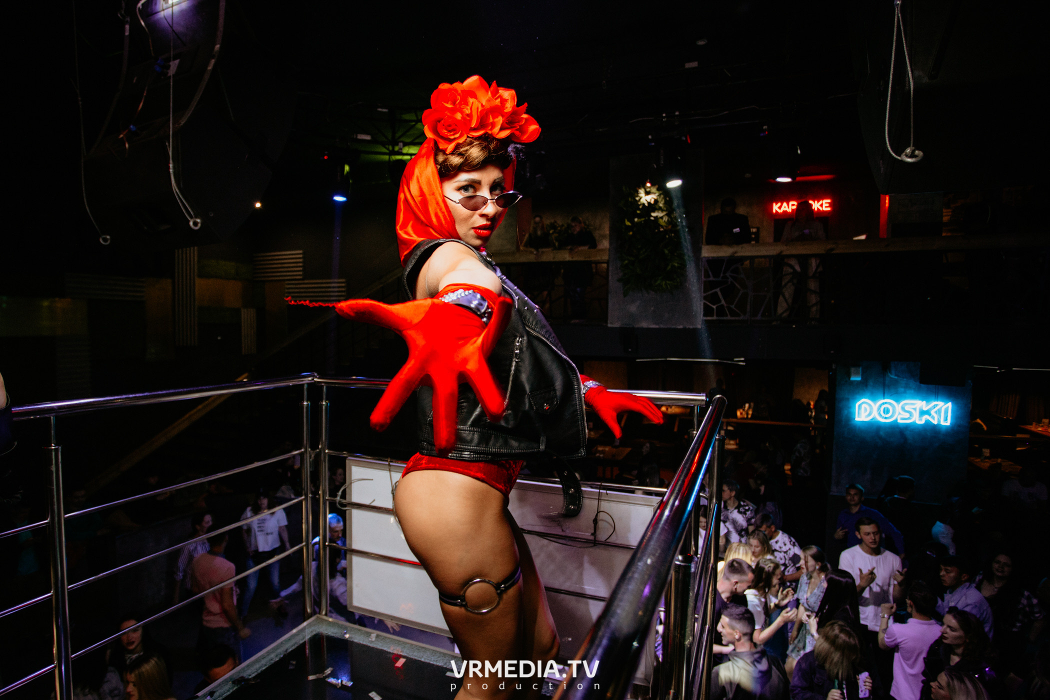 Выходные в баре «DOSKI»