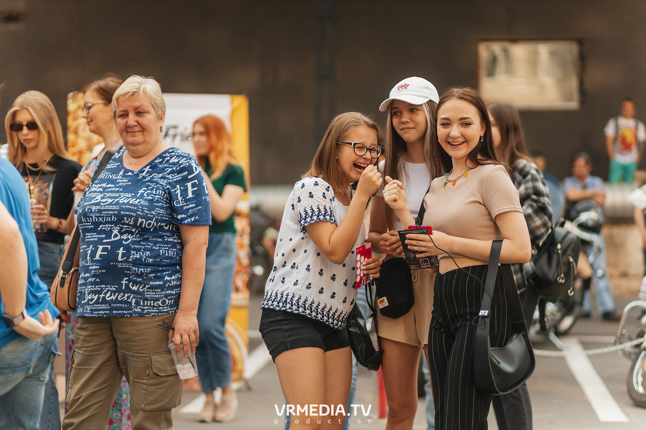 Открытие летнего сезона на арт-пространстве «Редакция»