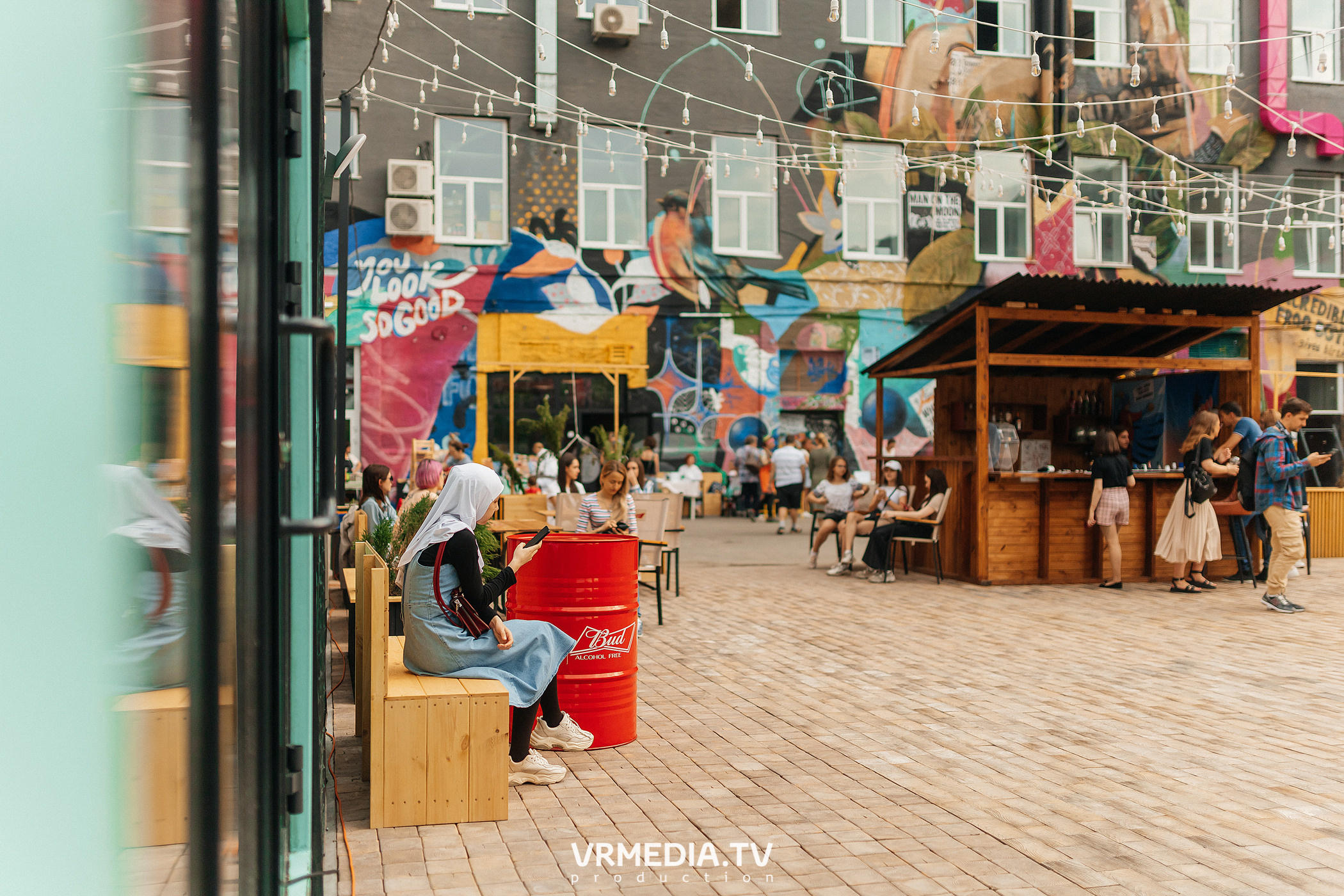 Открытие летнего сезона на арт-пространстве «Редакция»