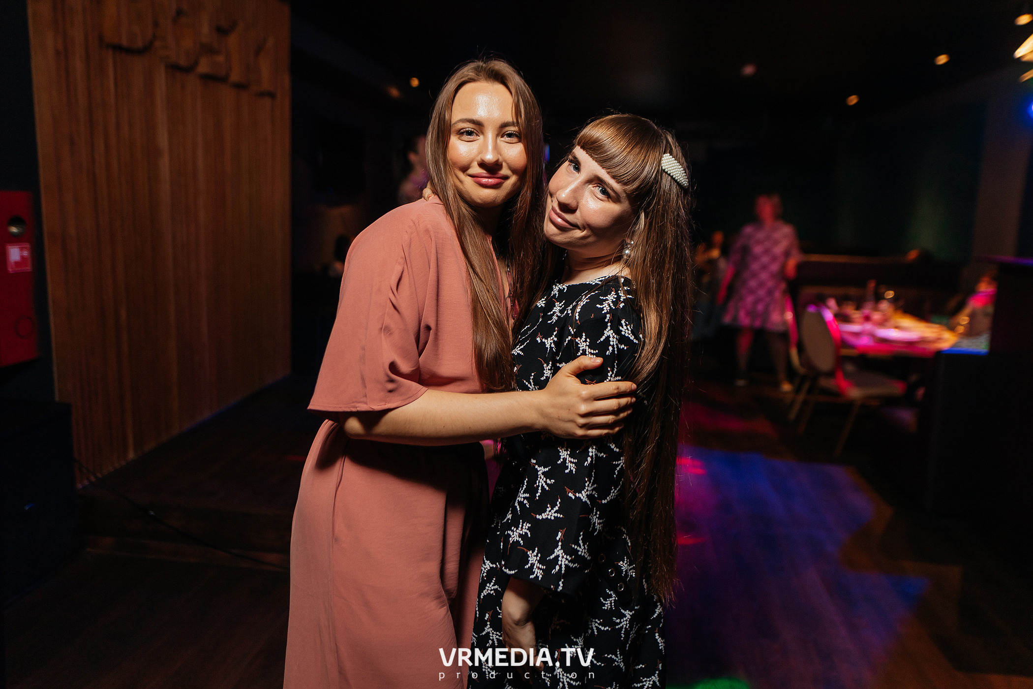 Выходные в баре «DOSKI»